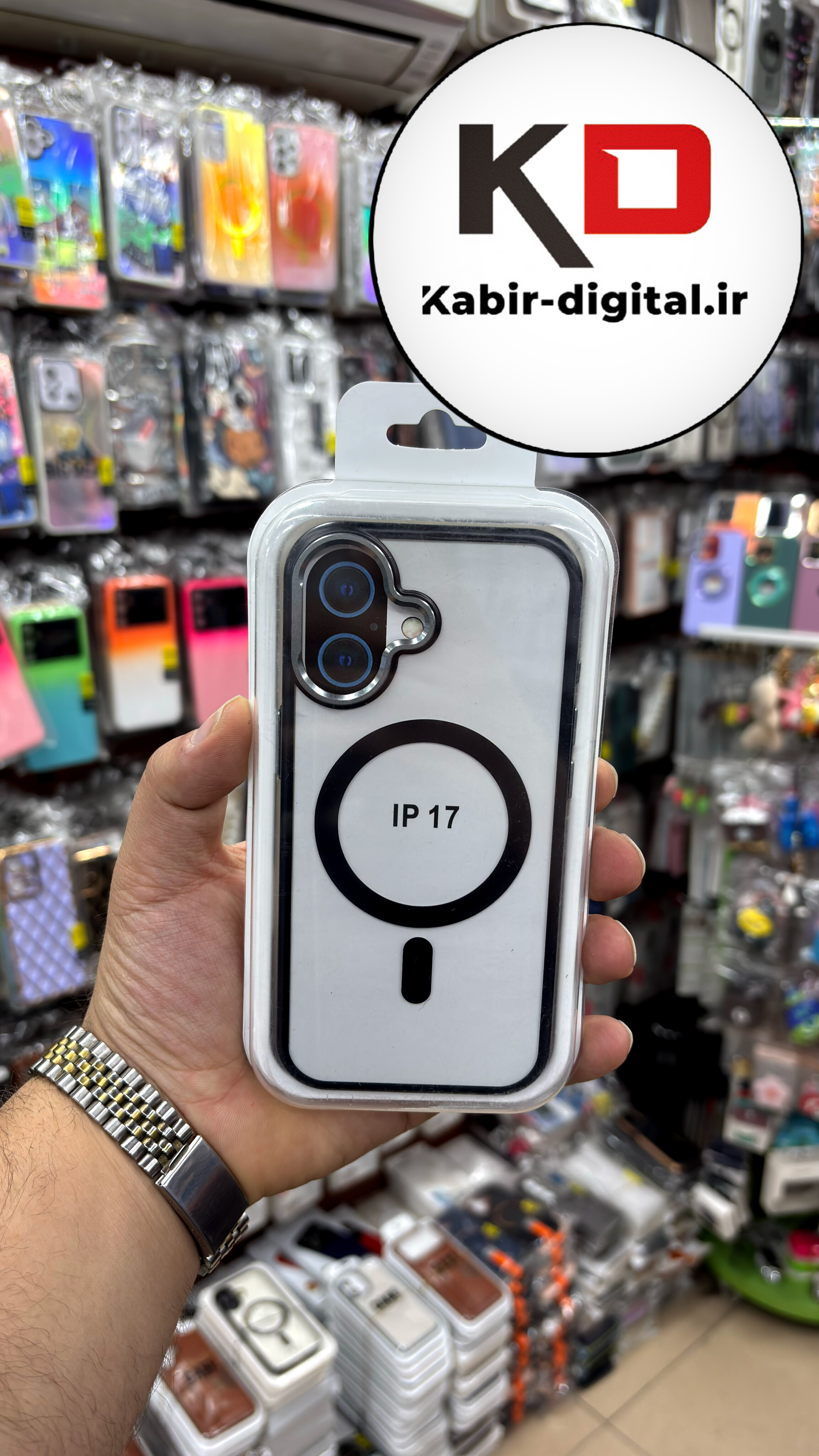 قاب گوشی iPhone 17 آیفون شیشه ای مگ سیف دار  اورجینال Unique Case لنز فلزی مشکی