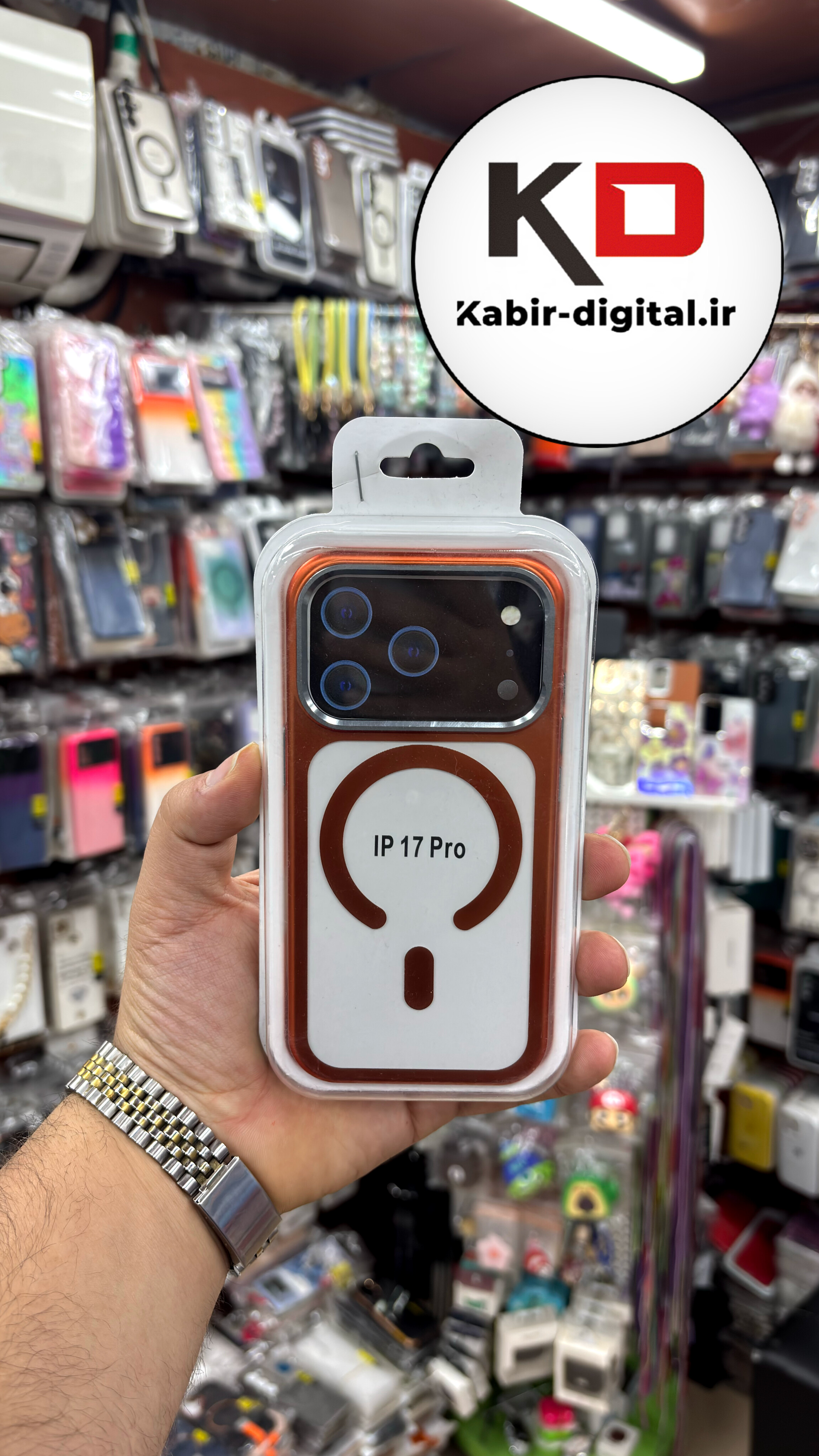 قاب گوشی iPhone 17 pro  آیفون شیشه ای مگ سیف دار  اورجینال Unique Case لنز فلزی نارنجی