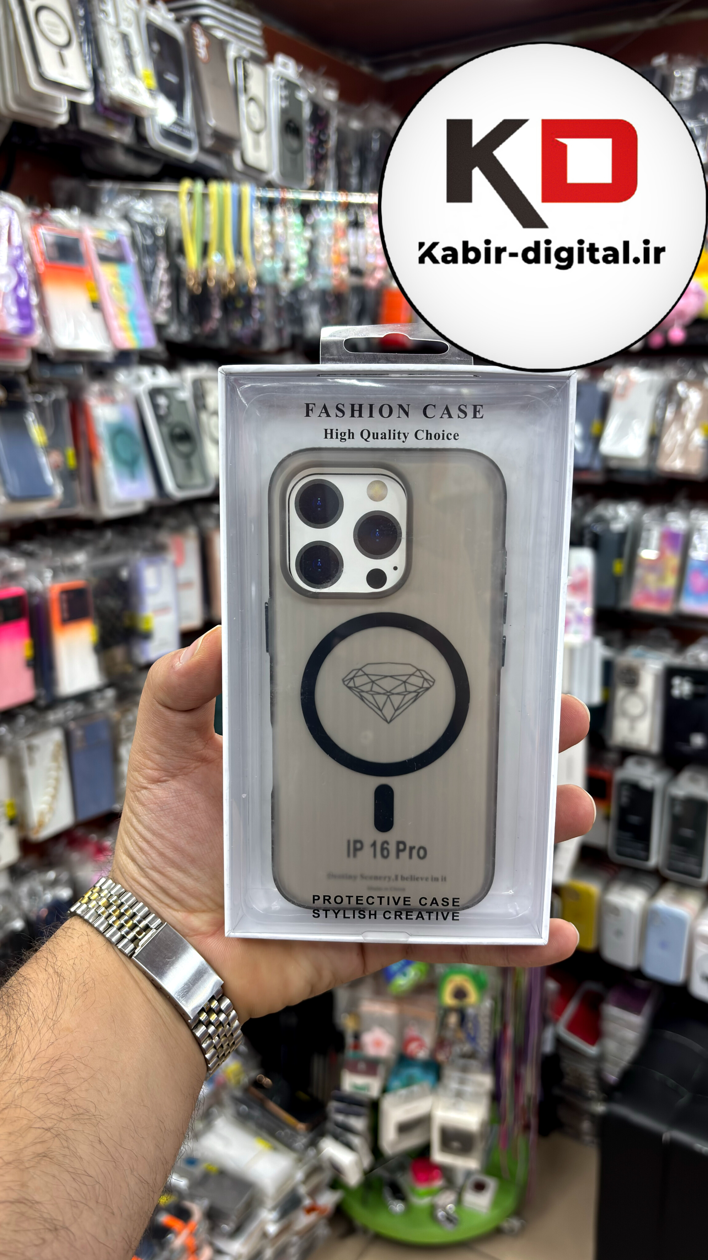 قاب گوشی iPhone 16 pro آیفون پشت مات  مگ سیف دار  اورجینال Unique Case