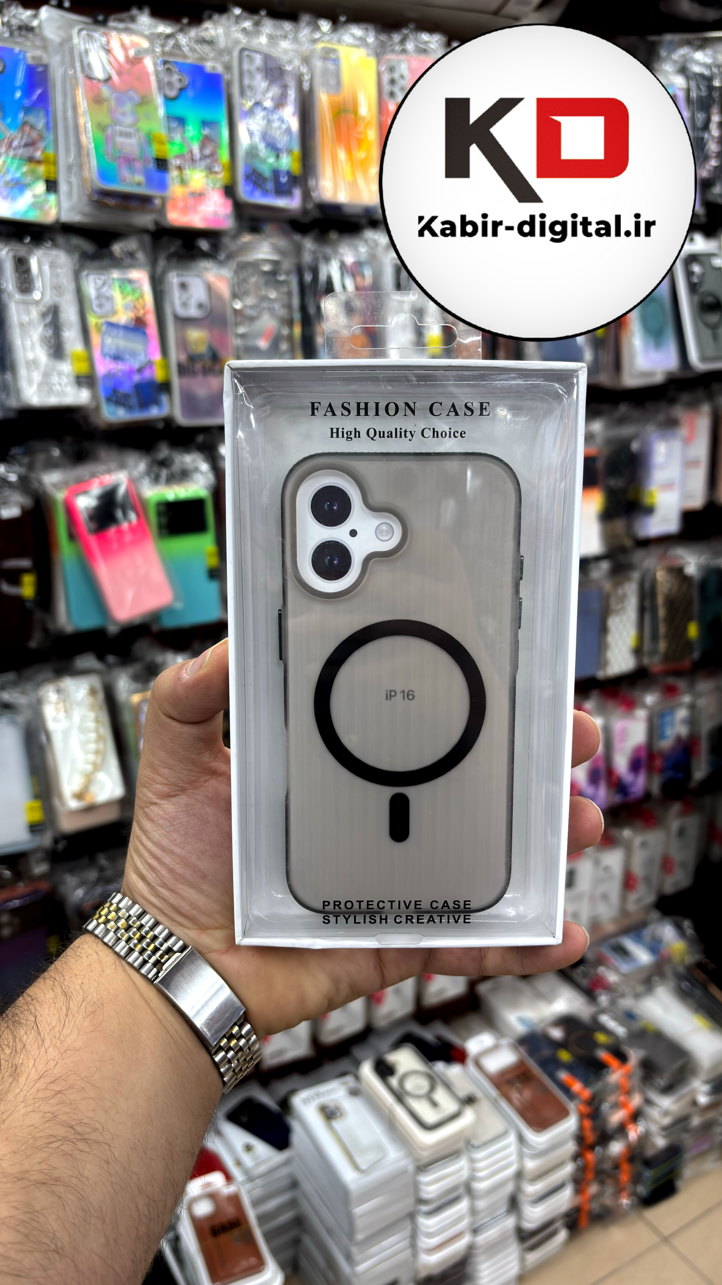 قاب گوشی iPhone 16 آیفون پشت مات شفاف مگ سیف دار  اورجینال Unique Case