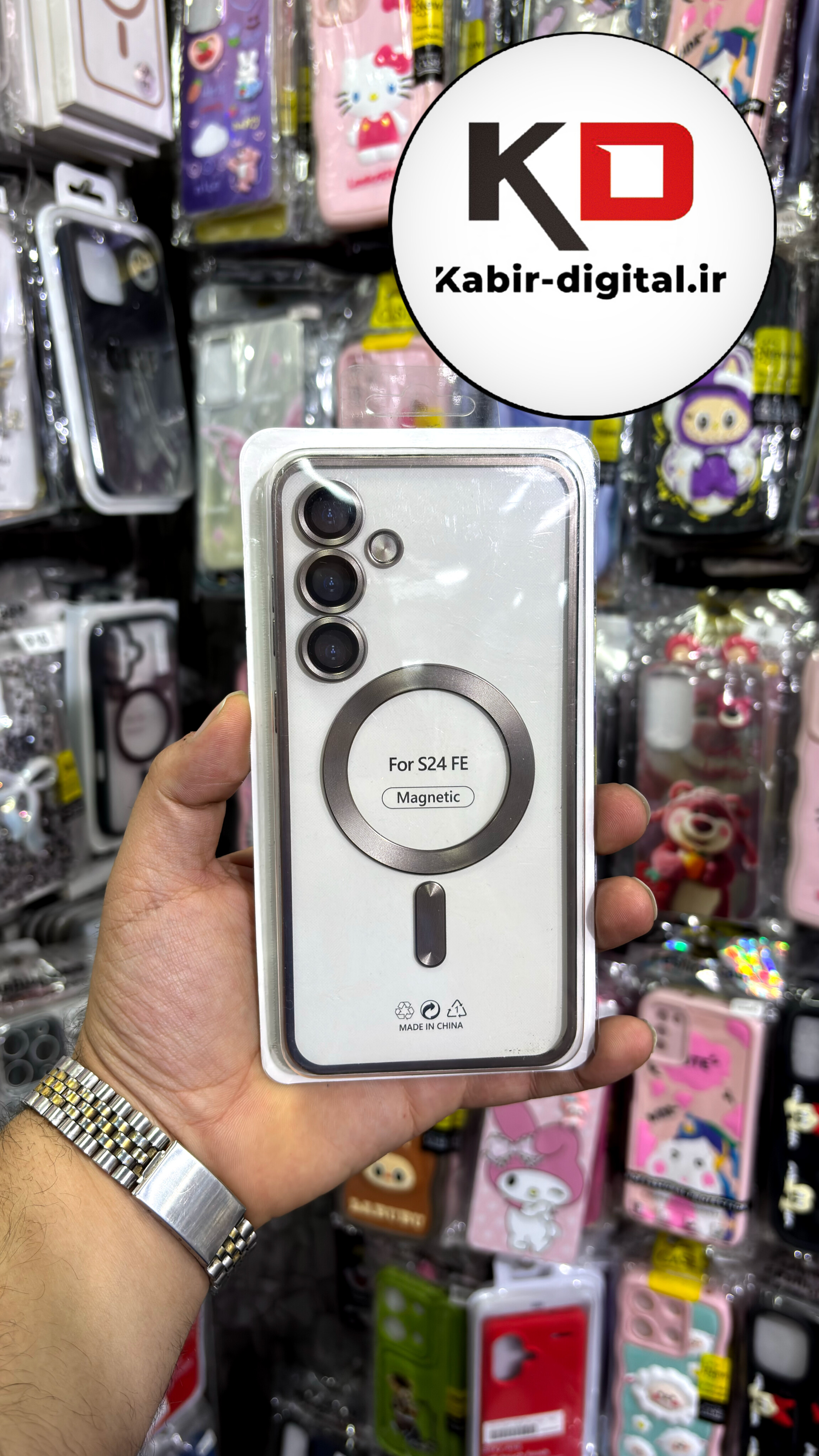 قاب گوشی Galaxy S24 FE سامسونگ شفاف مگ سیف دار MagSafe اورجینال Metal Stand Case محافظ لنزدار