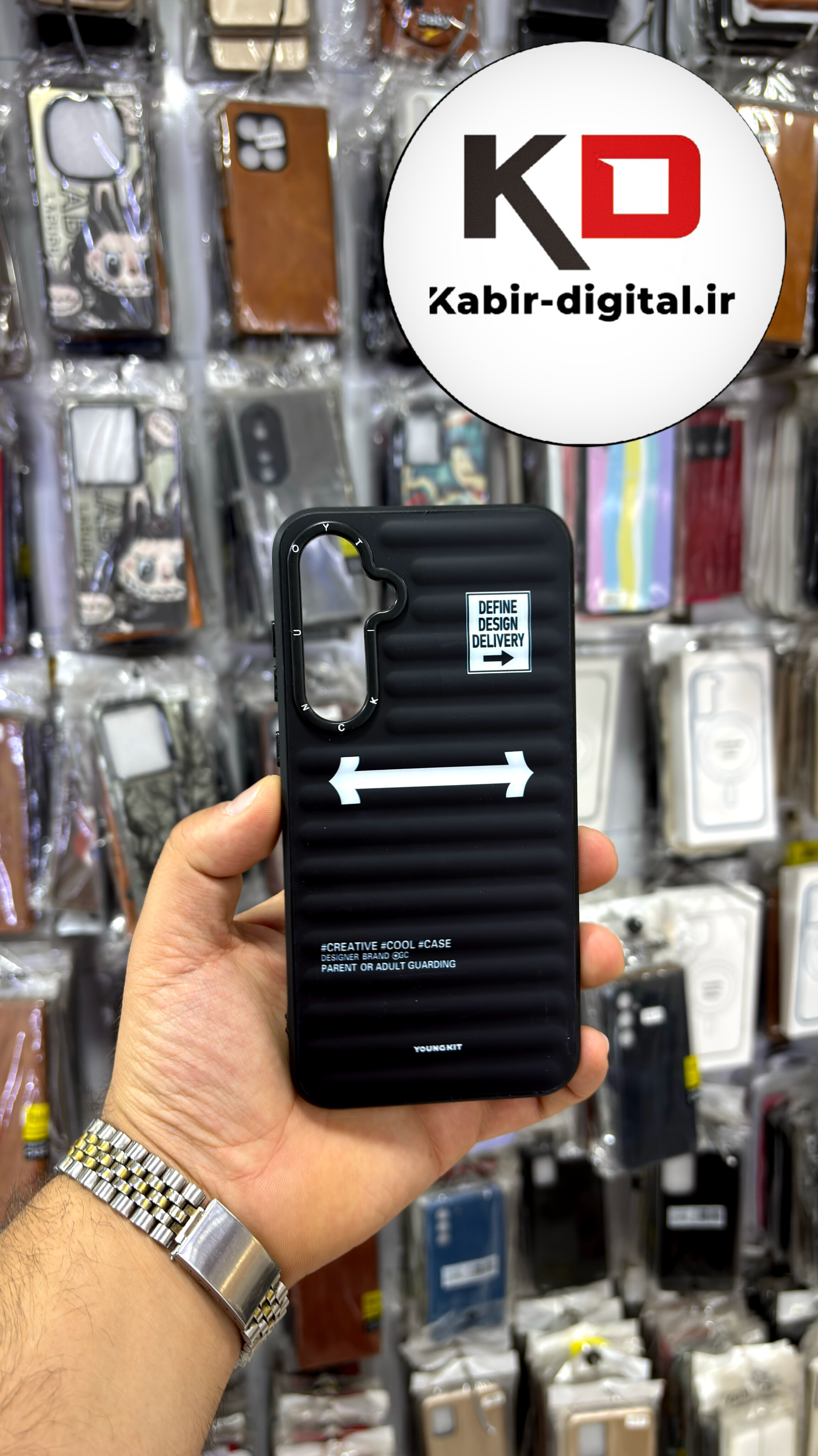 قاب گوشی Galaxy A35 / A55 سامسونگ یانگ کیت YOUNGKIT طرح برجسته دور سیلیکونی طرح مگ سیف Magsafe مشکی