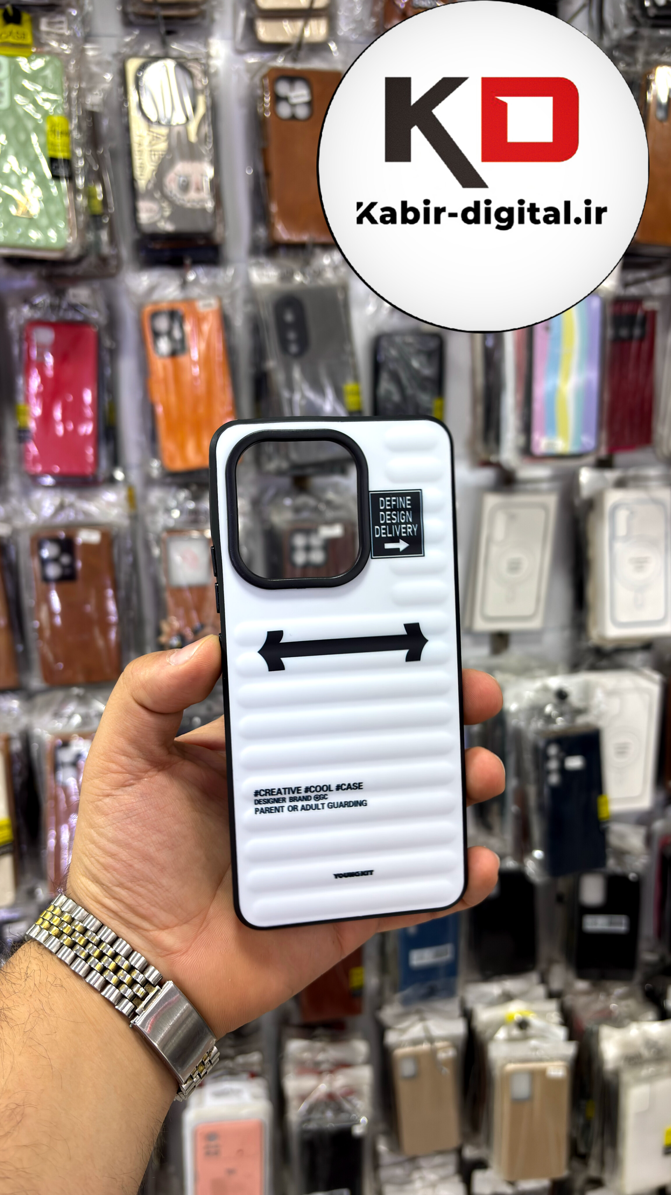قاب گوشی Redmi Note 13 شیائومی یانگ کیت YOUNGKIT طرح برجسته دور سیلیکونی طرح مگ سیف Magsafe سفید