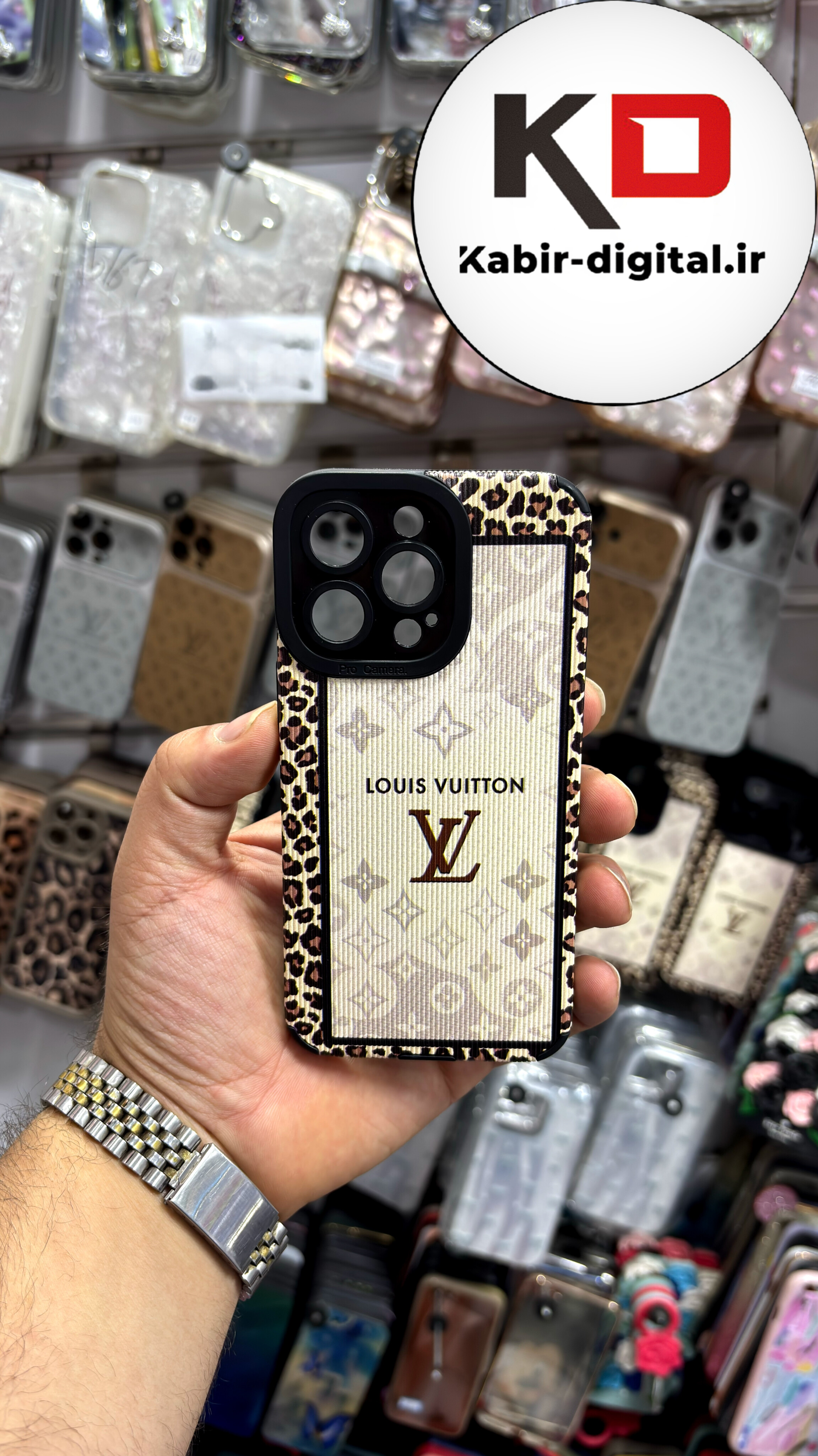 قاب گوشی iPhone 13 pro  آیفون کبریتی چرمی محافظ لنزدار کپسولی طرح لویی ویتون