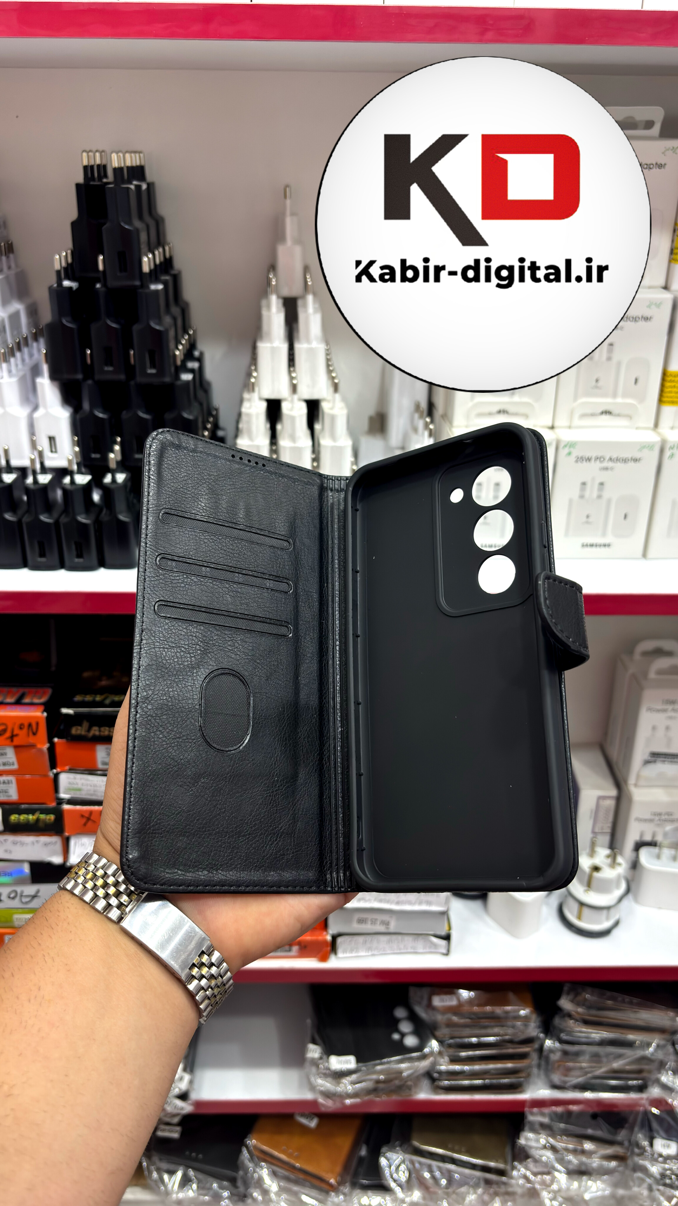 کیف گوشی Redmi 15 شیائومی چرم مگنتی جاکارتی محافظ لنزدار بند آویز دار مشکی