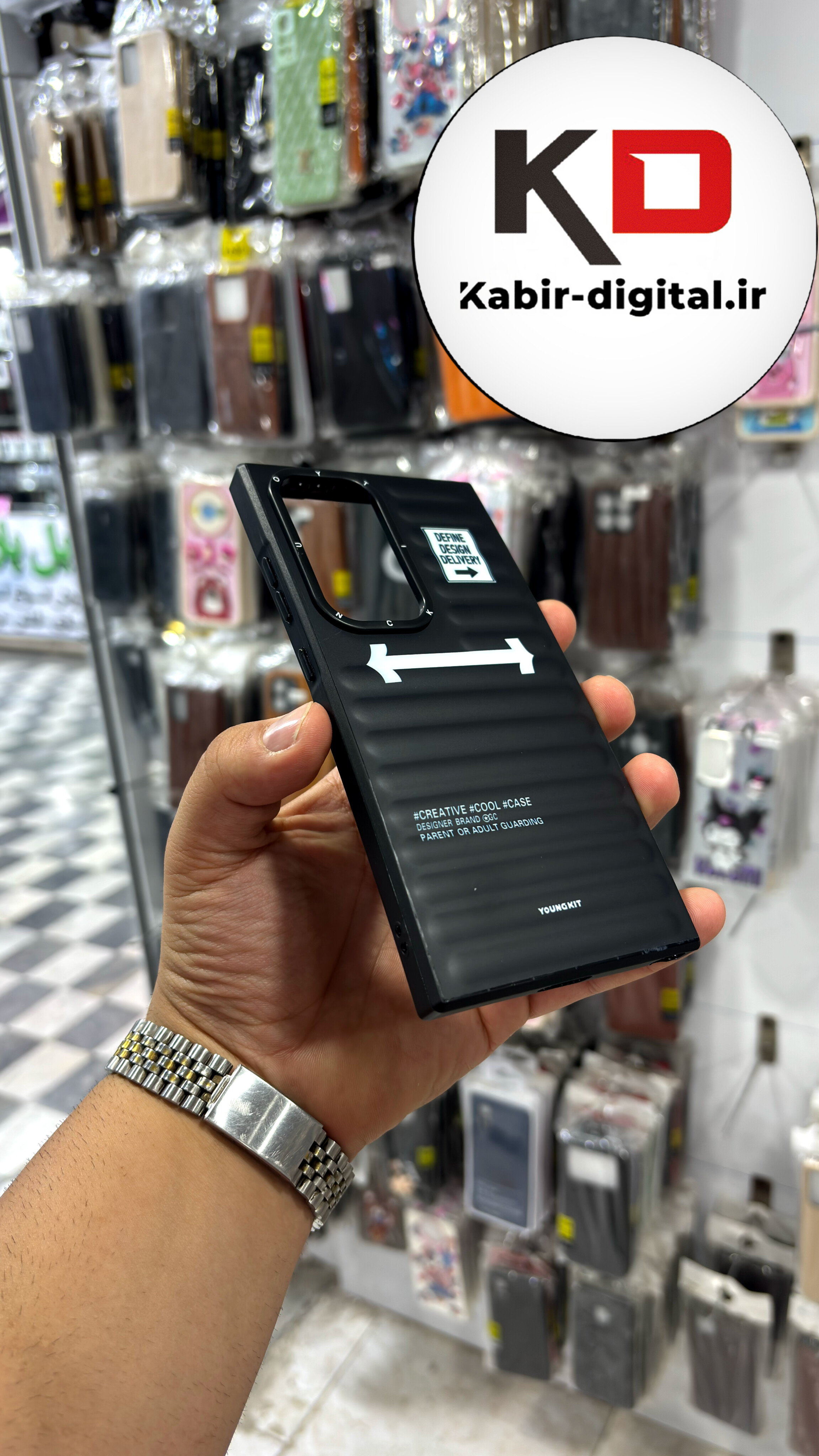 قاب گوشی Galaxy S24 Ultraسامسونگ یانگ کیت YOUNGKIT طرح برجسته دور سیلیکونی رنگ مشکی