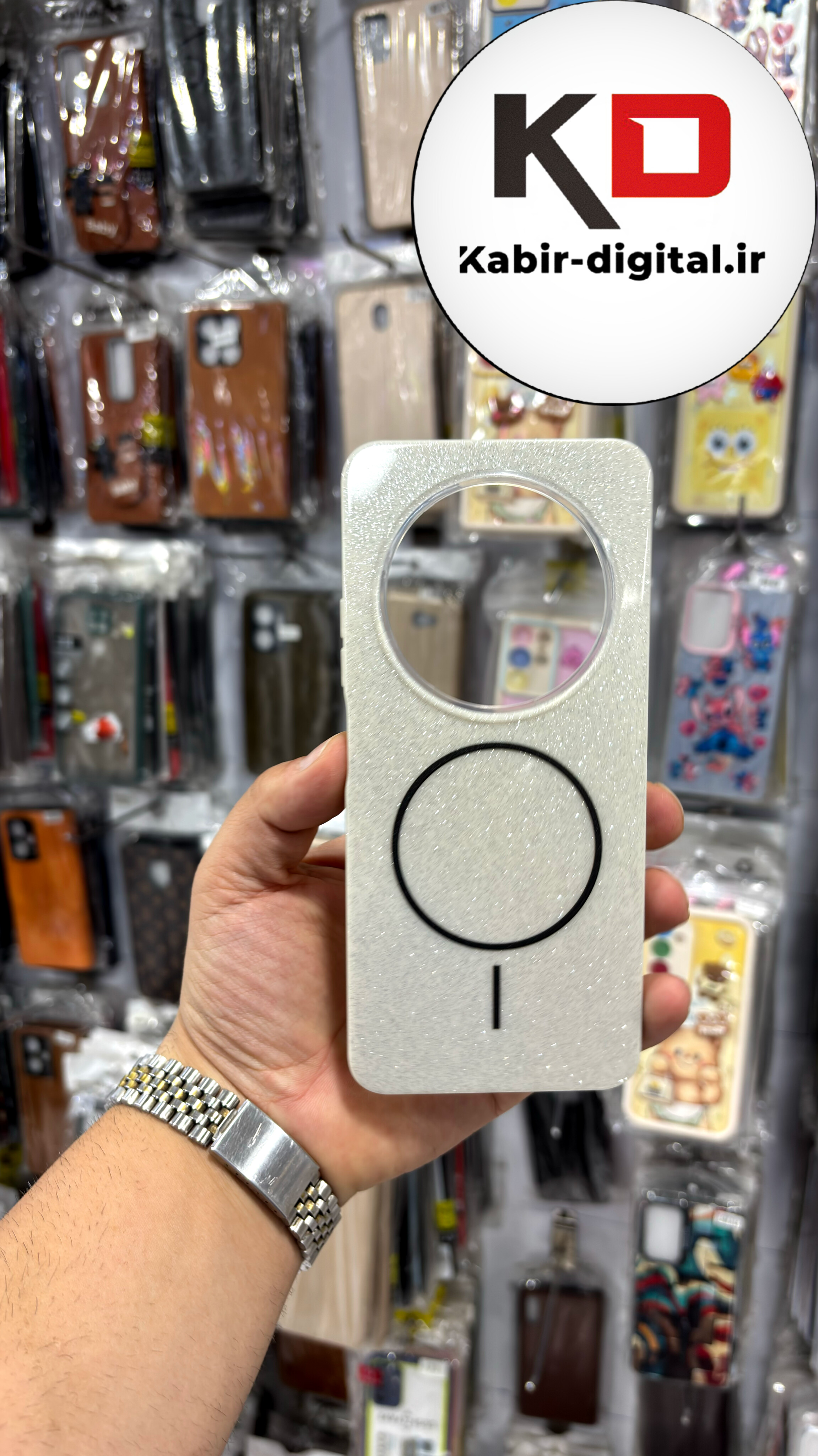 قاب گوشی Redmi A4 / POCO C75 / Redmi 14C شیائومی PC CASE طرح مگ سیف Magsafe اکلیلی کرم