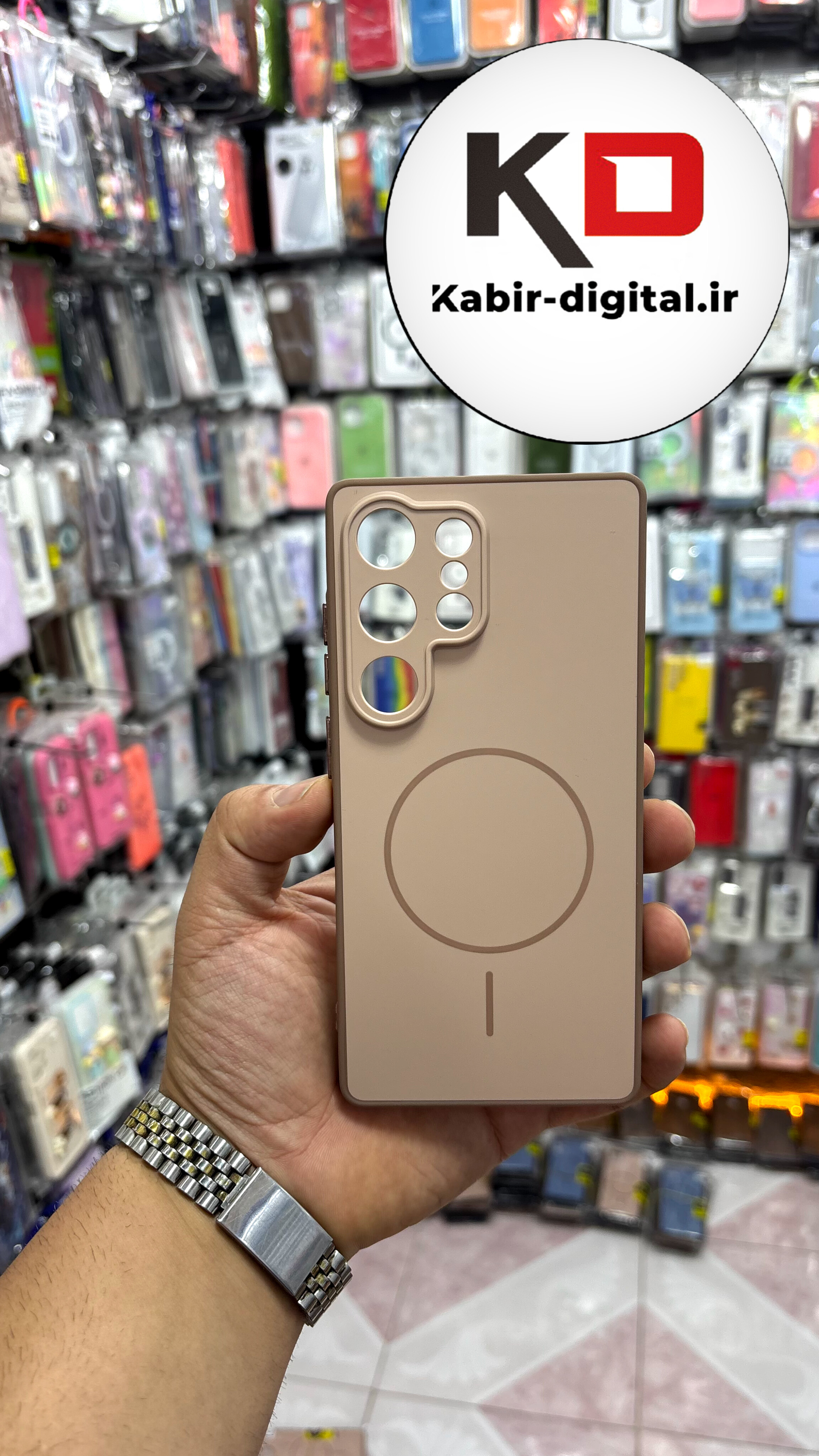 قاب گوشی Galaxy S25 Ultra  سامسونگ سیلیکونی Soft Case پاستلی طرح مگ سیف Magsafe محافظ لنز دار کرم