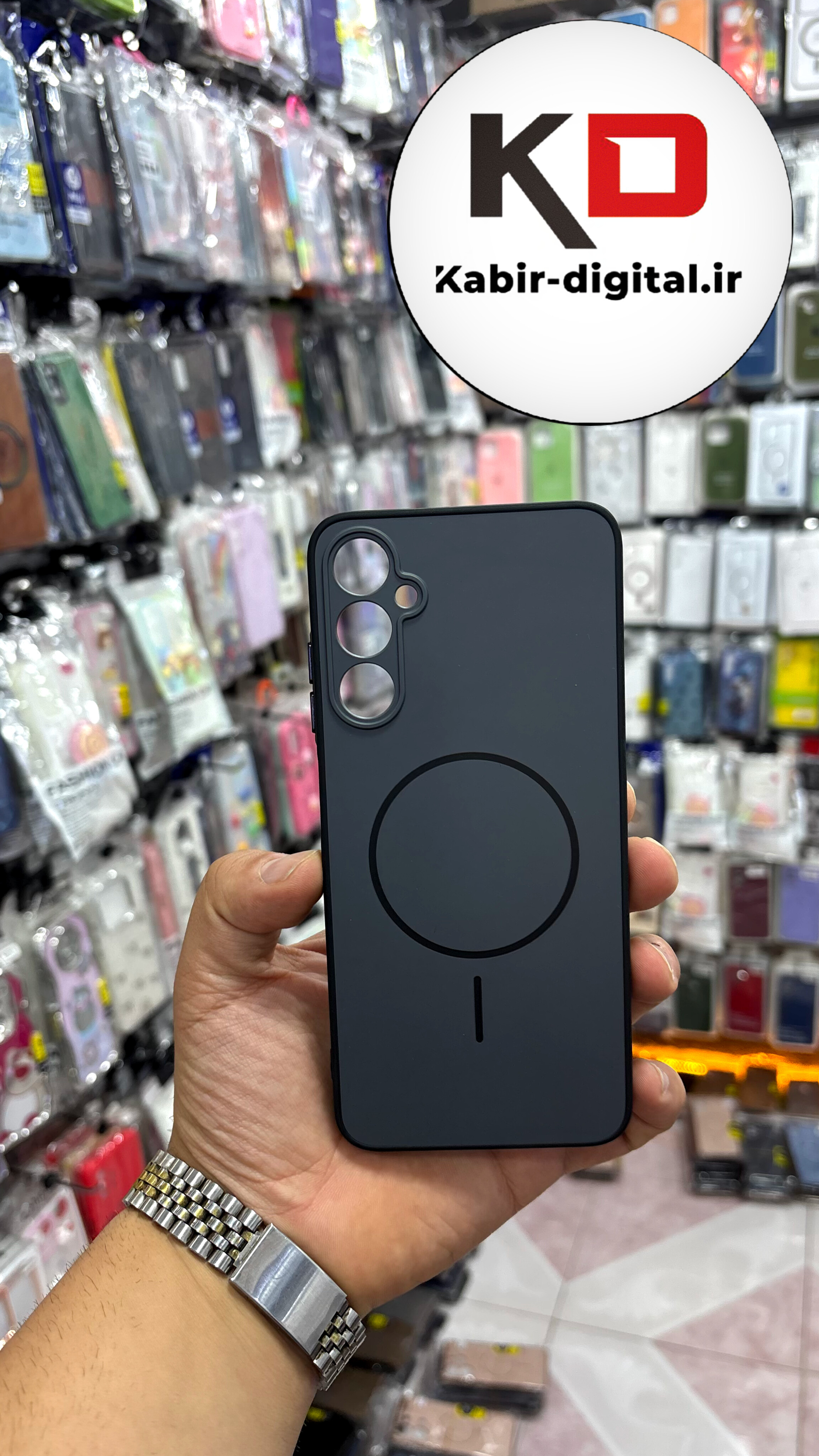 قاب گوشی Galaxy A05S سامسونگ سیلیکونی Soft Case پاستلی طرح مگ سیف Magsafe محافظ لنز دار مشکی