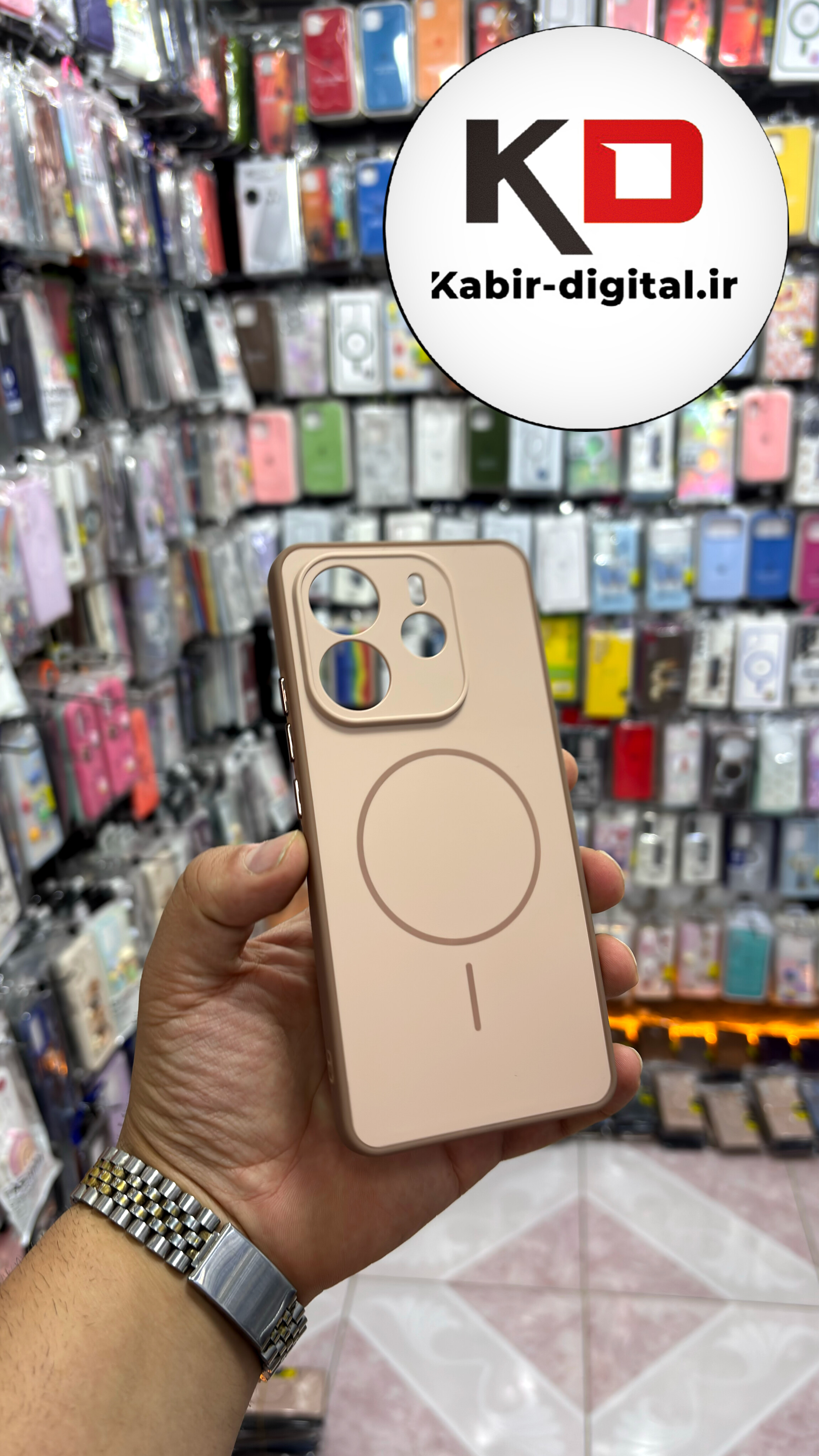 قاب گوشی Redmi Note 14 4g شیائومی سیلیکونی Soft Case پاستلی طرح مگ سیف Magsafe محافظ لنز دار کرم
