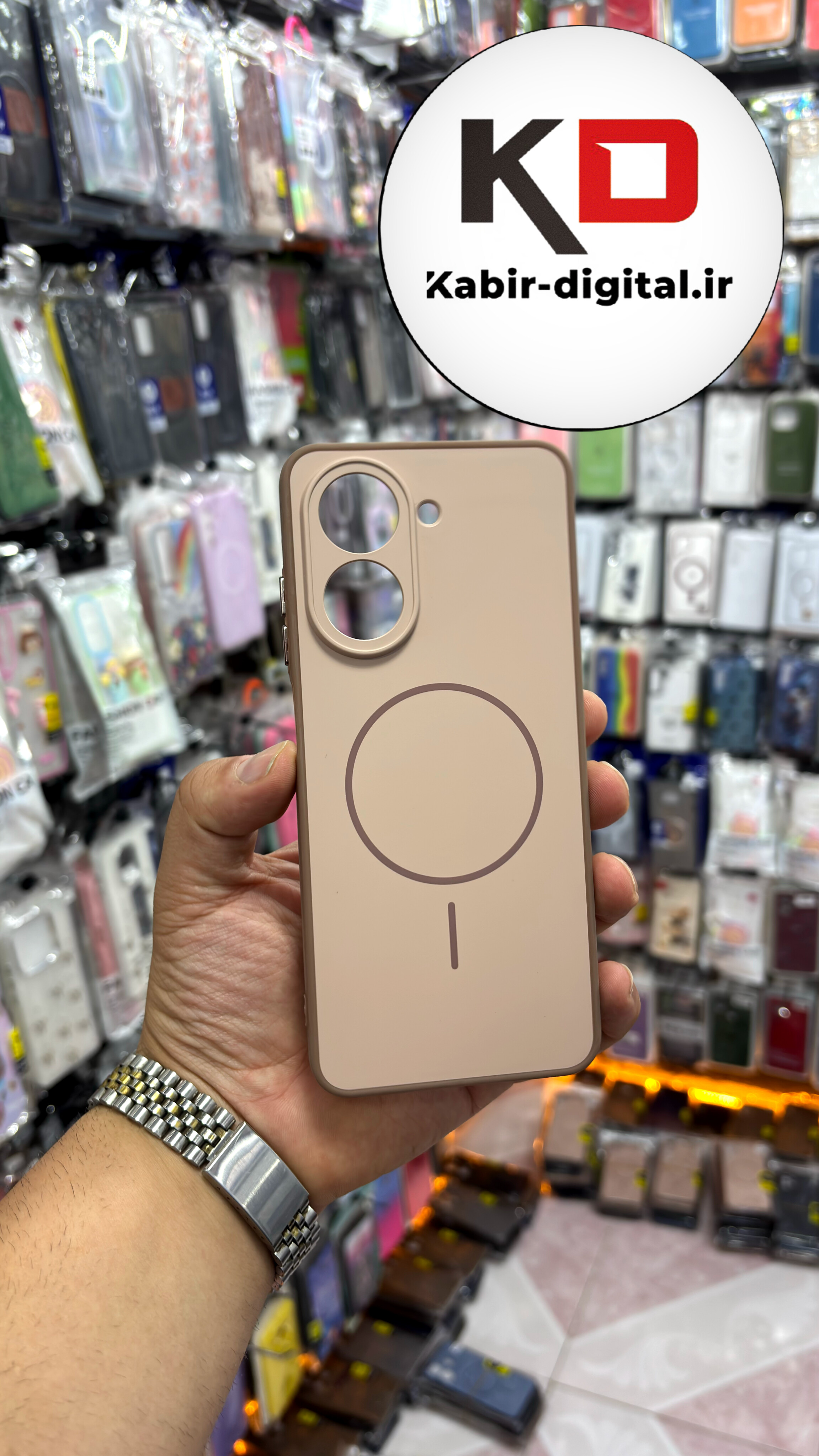 قاب گوشی Redmi A5 / Poco C71 شیائومی سیلیکونی Soft Case پاستلی طرح مگ سیف Magsafe محافظ لنز دار کرم