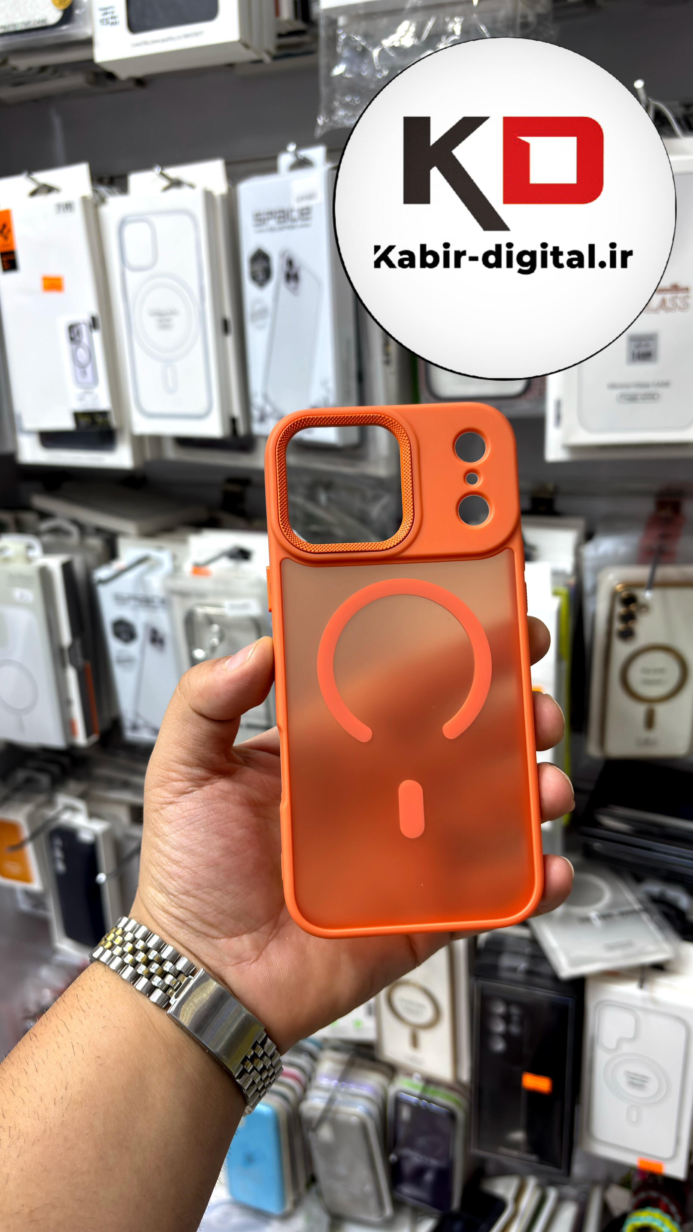 قاب گوشی iPhone 17 Pro Max آیفون مات دور Silicon مگ سیف Magsafe اورجینال اسپرت ایربگ دار لنز فلز برجسته نارنجی