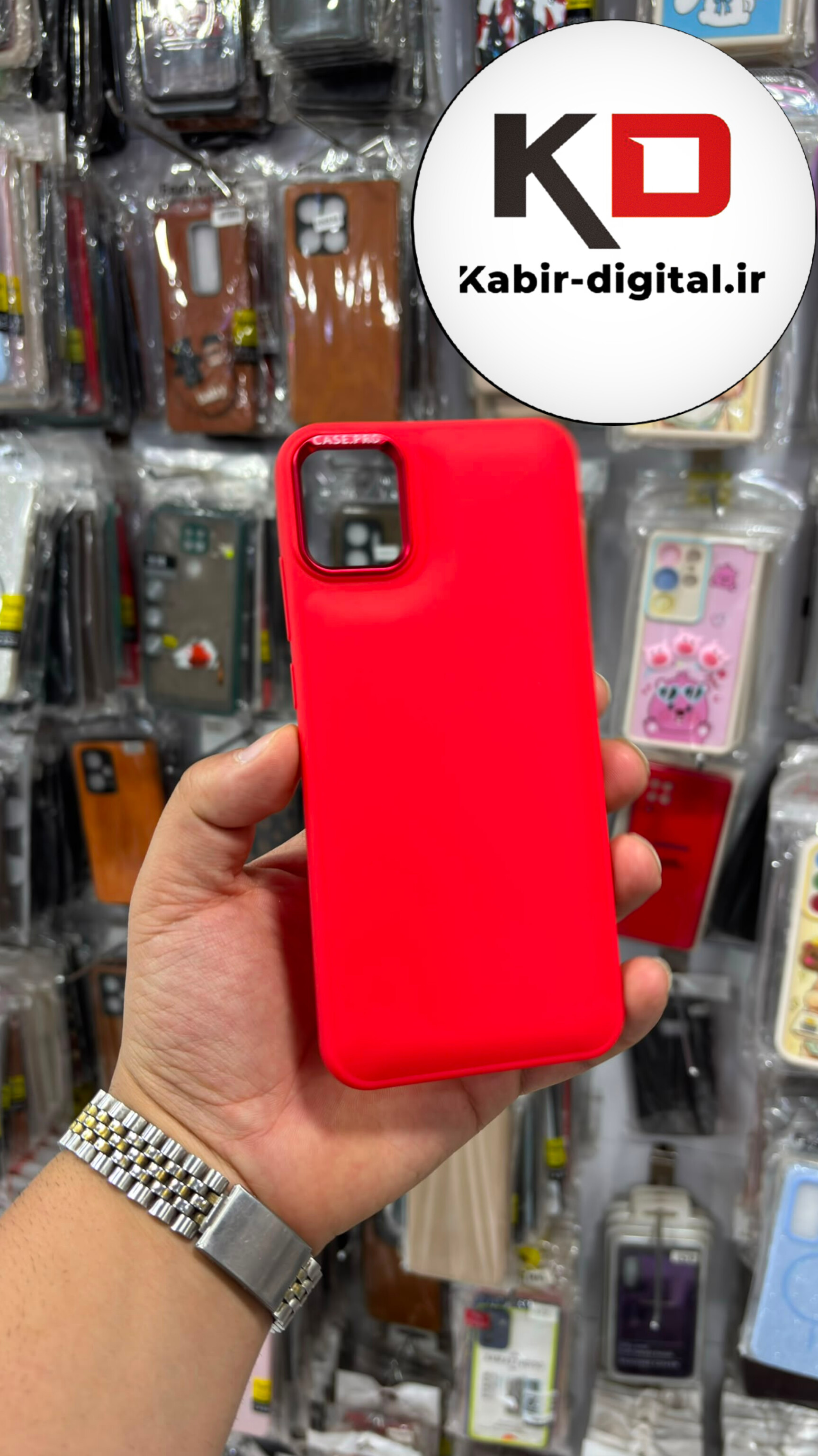 قاب گوشی Galaxy A04E سامسونگ سیلیکونی اورجینال درجه یک زیر بسته داخل پارچه محافظ لنزدار قرمز