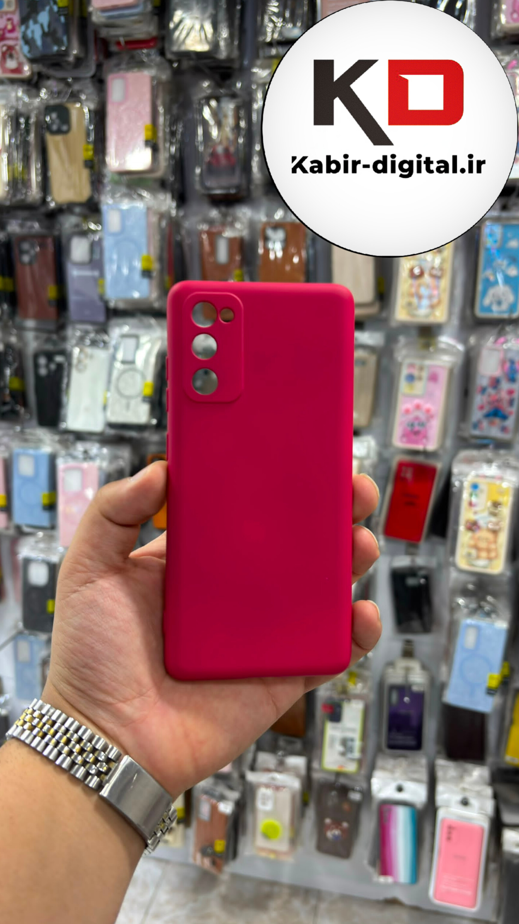 قاب گوشی Galaxy S20 FE سامسونگ سیلیکونی اورجینال درجه یک زیر بسته داخل پارچه محافظ لنزدار صورتی