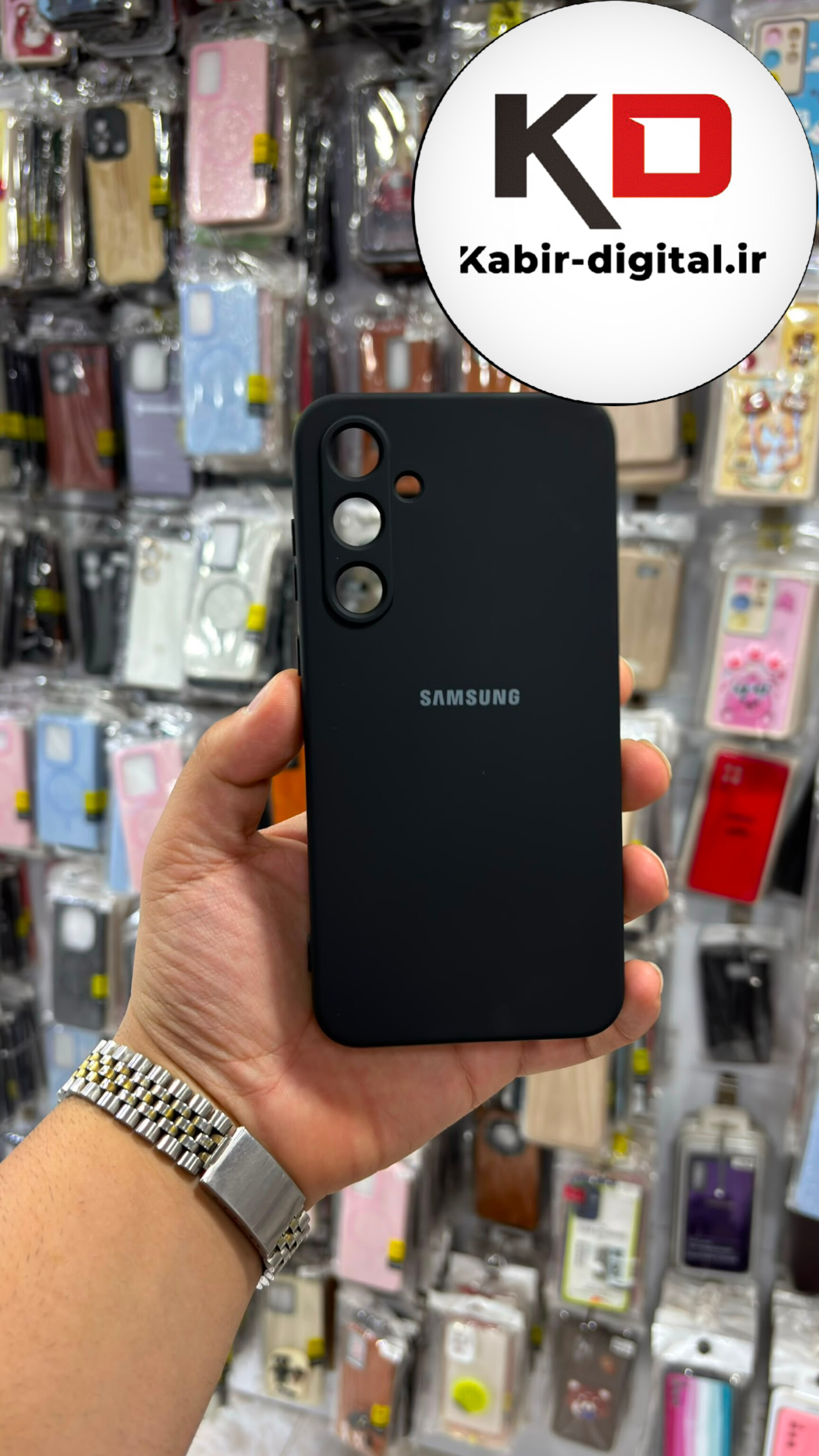 قاب گوشی Galaxy A35 سامسونگ سیلیکونی اورجینال درجه یک زیر بسته داخل پارچه محافظ لنزدار مشکی