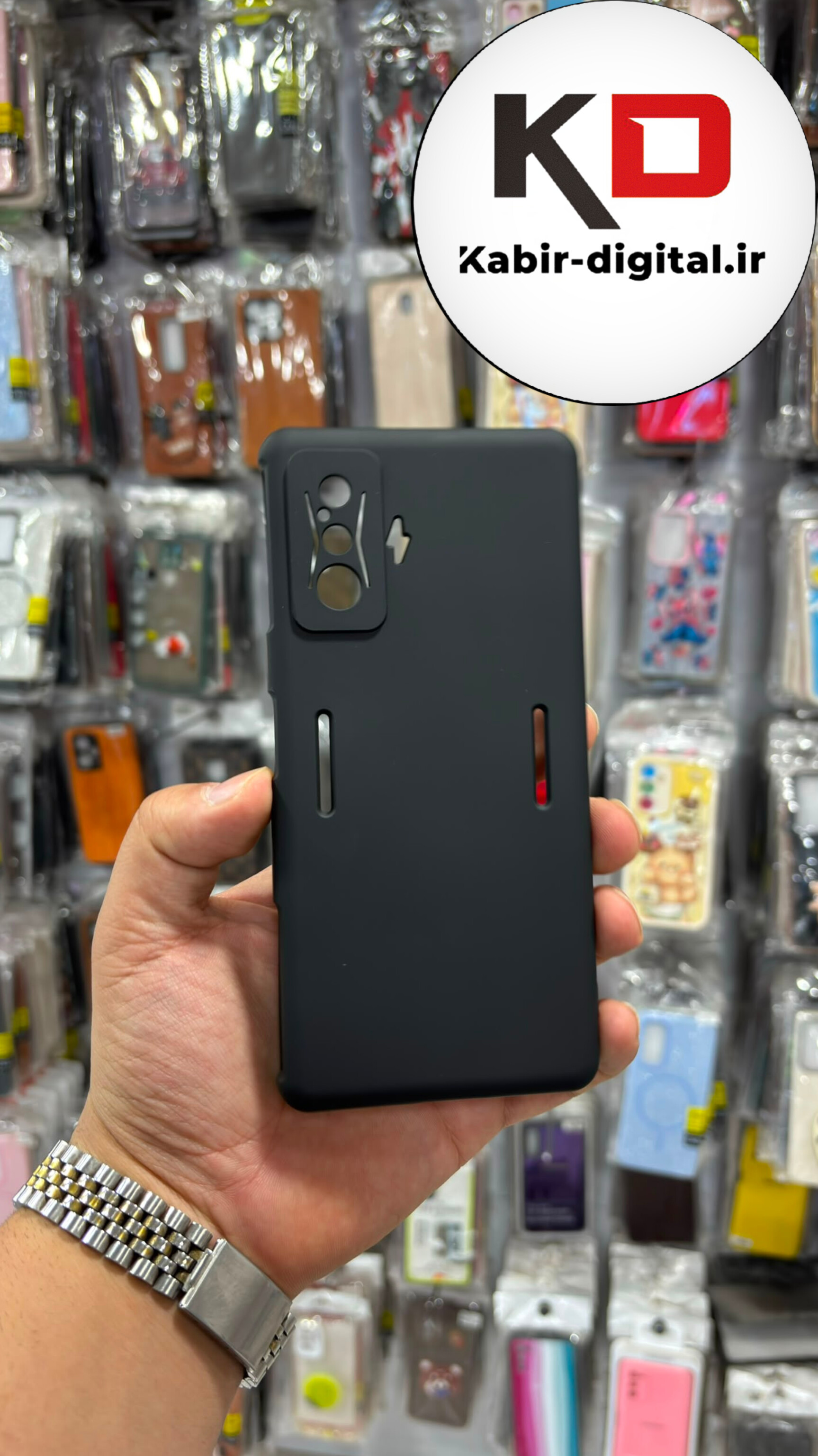 قاب گوشی Poco F4 GT / Redmi K50 Gaming شیائومی سیلیکونی اورجینال درجه یک زیر بسته داخل پارچه مشکی محافظ لنز دار