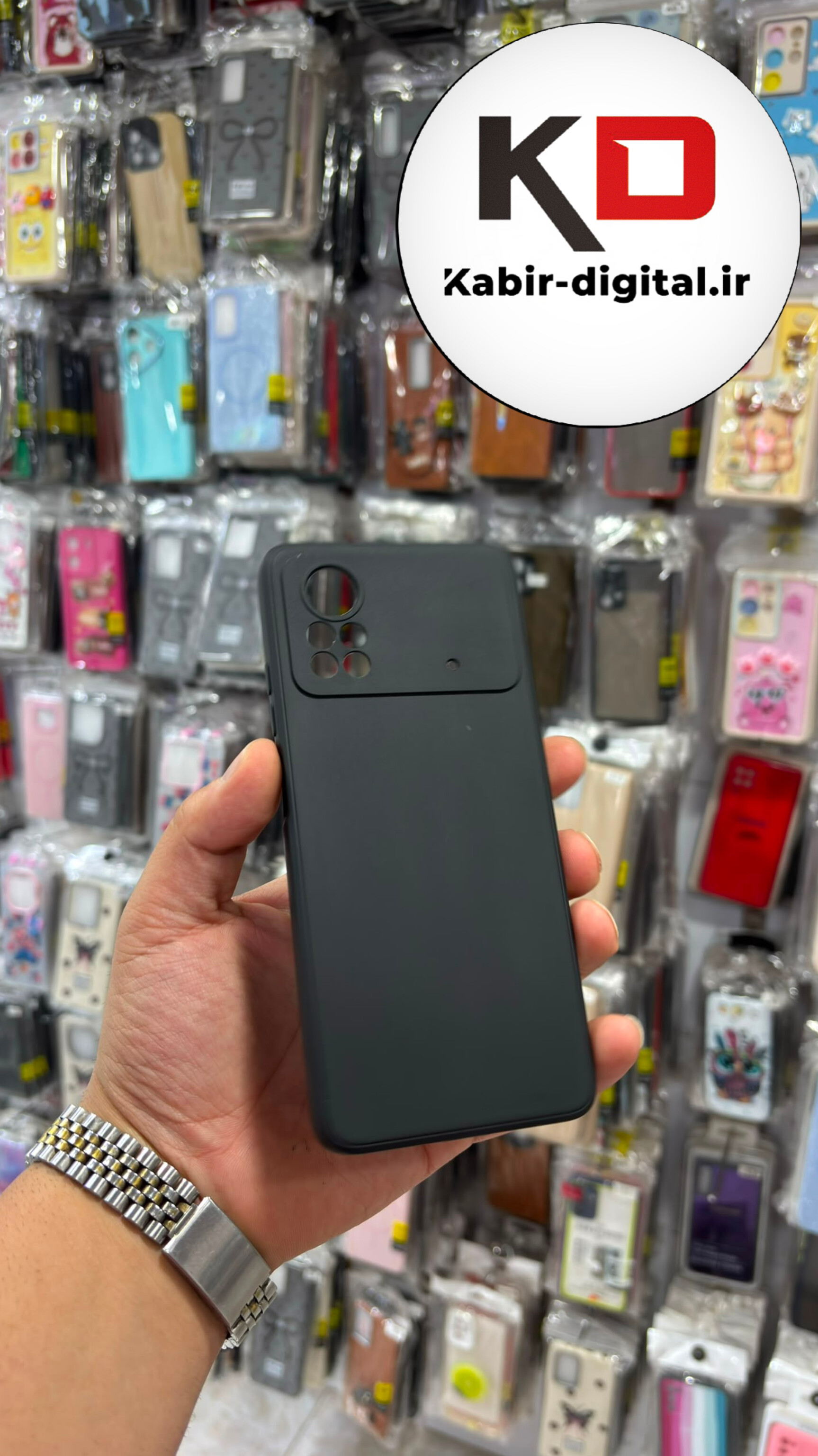 قاب گوشی  POCO X4 Pro شیائومی سیلیکونی اورجینال درجه یک داخل پارچه زیر بسته محافظ لنز دار مشکی