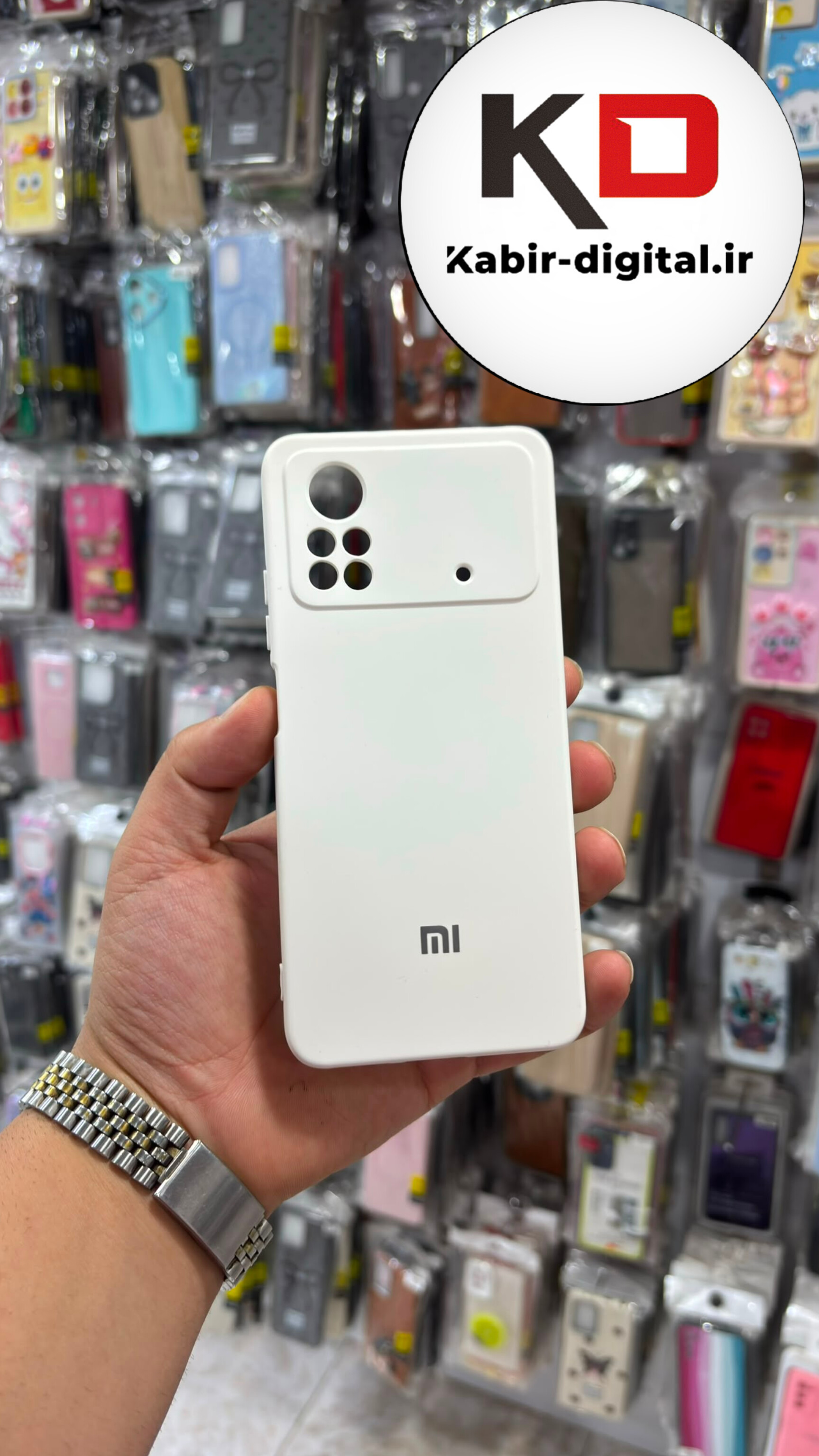 قاب گوشی  POCO X4 Pro شیائومی سیلیکونی اورجینال درجه یک داخل پارچه زیر بسته محافظ لنز دار سفید