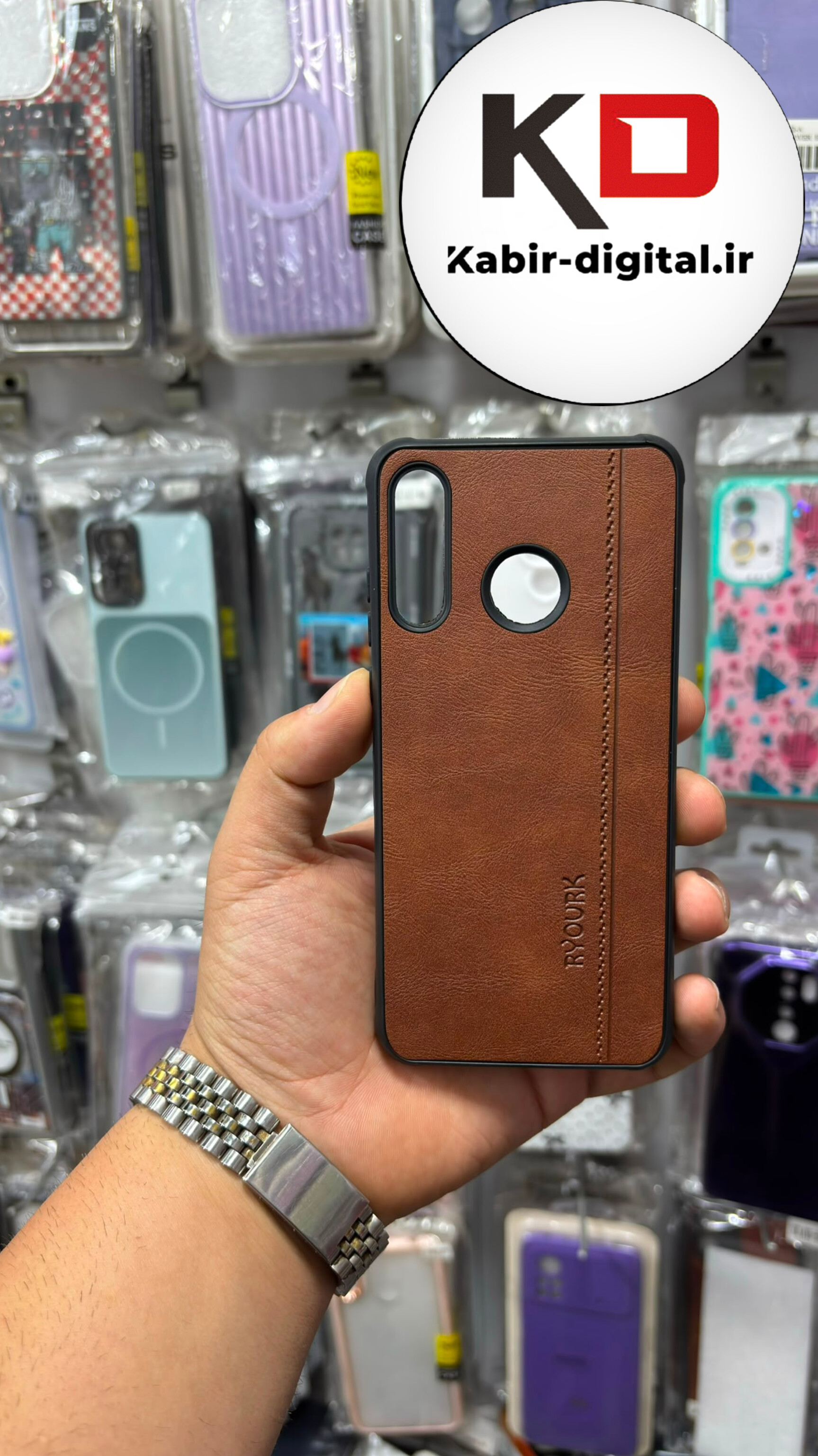 قاب گوشی  P30 lite هواوی چرمی طرح دوخت RYOURK کلاسیک ایربگ دار قهوه ایی محافظ لنز دار