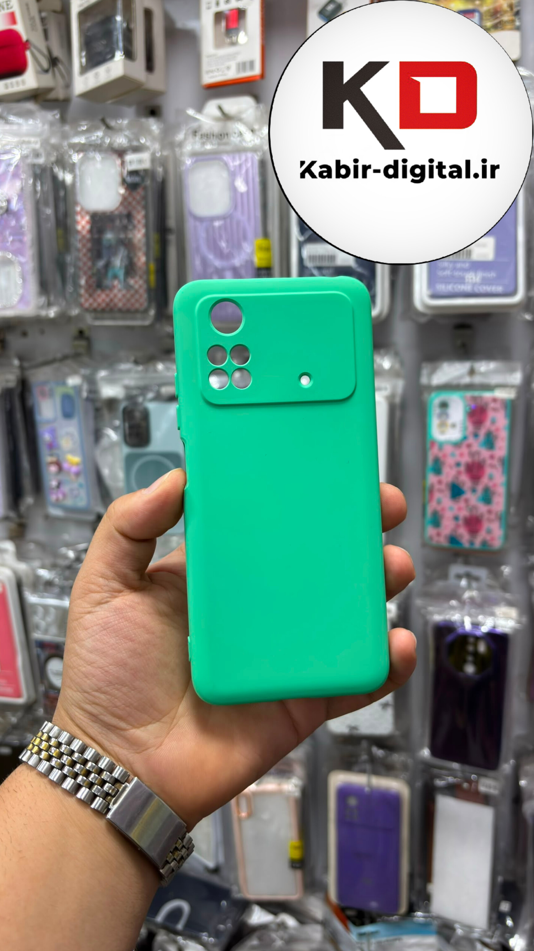 قاب گوشی POCO M4 Pro 4g شیائومی سیلیکونی  اورجینال درجه یک زیر بسته داخل پارچه محافظ لنزدار سبزآدامسی