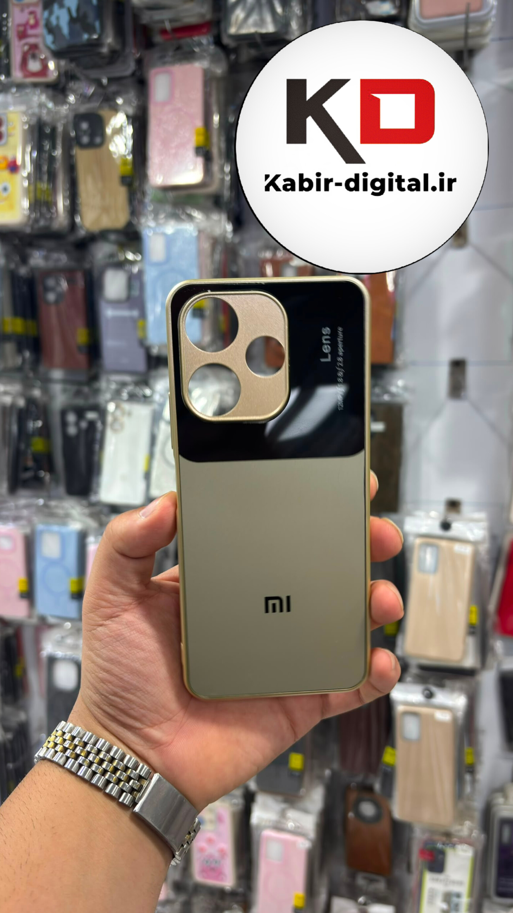 قاب گوشی Redmi 13 / POCO M6 شیائومی طرح PVD مدل AUTO FOCUS محافظ لنز دار طلایی