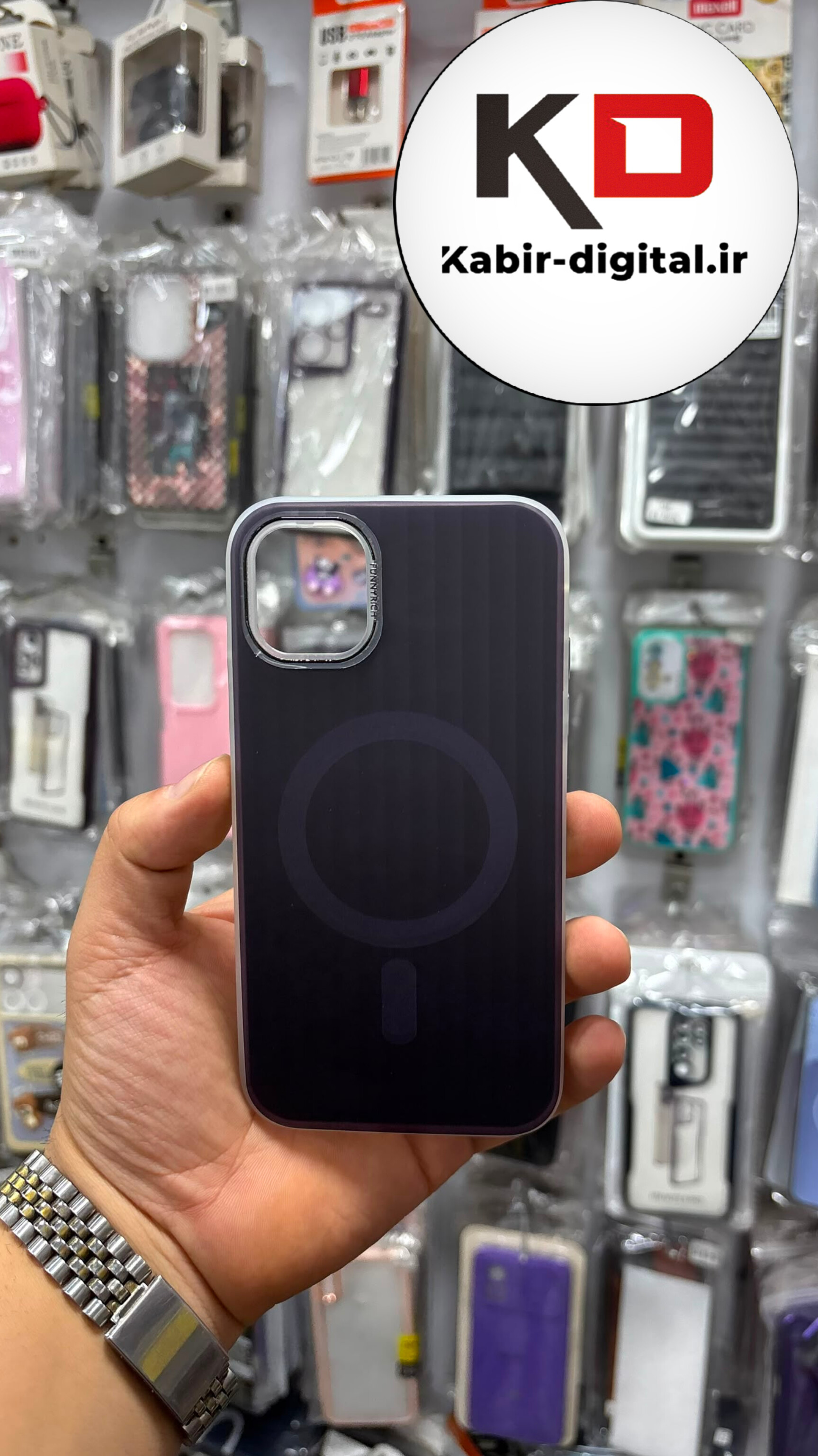قاب گوشی  iPhone  11 Pro آیفون اورجینال SO COOL سوکول لنز کرومی براق طرح مگ سیف کرکره ایی مشکی