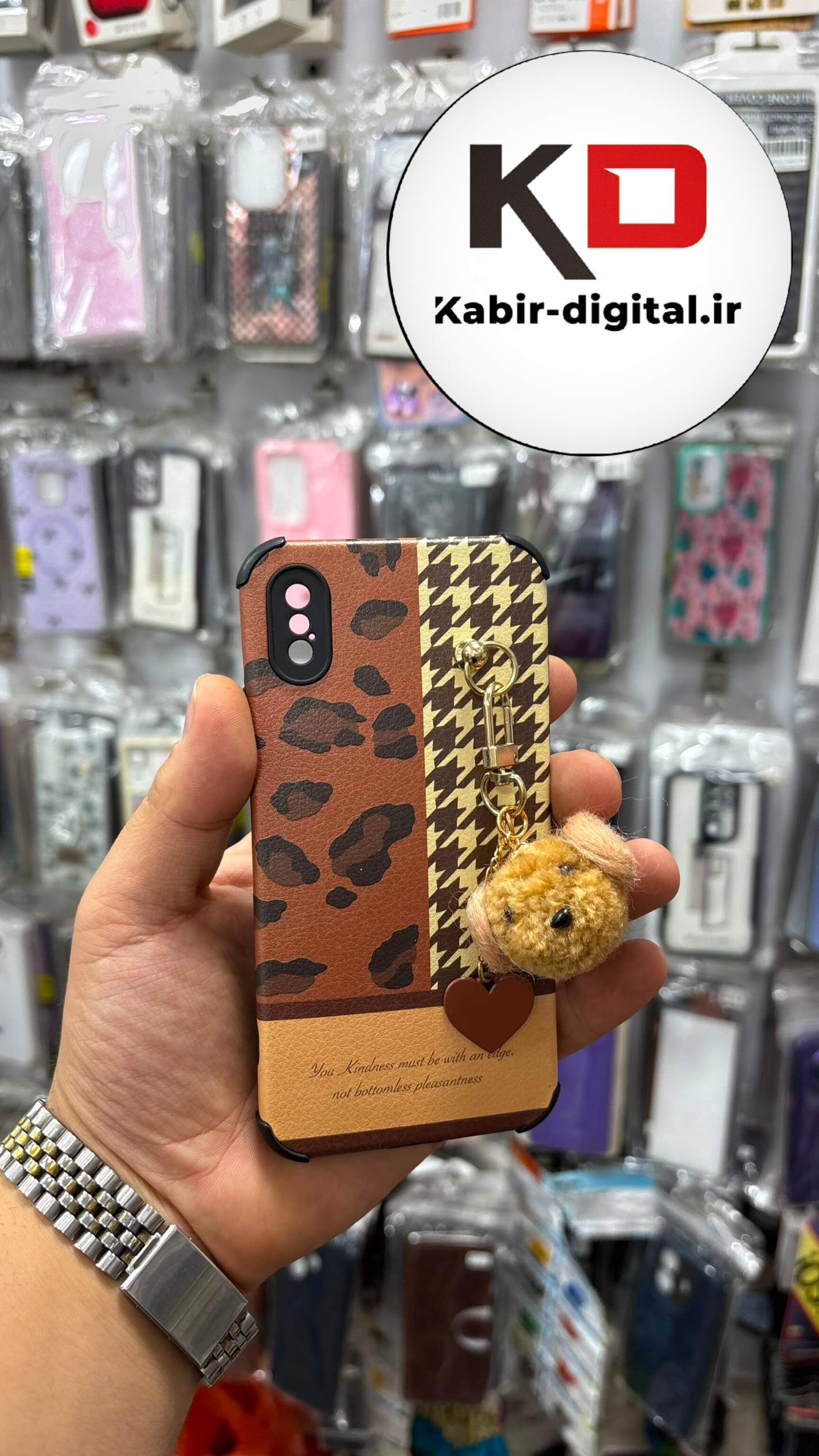 قاب گوشی  iPhone  XS Max  آیفون طرح چرمی آویز دار عروسکی اورجینال Unique Case محافظ لنزدار کپسولی پلنگی