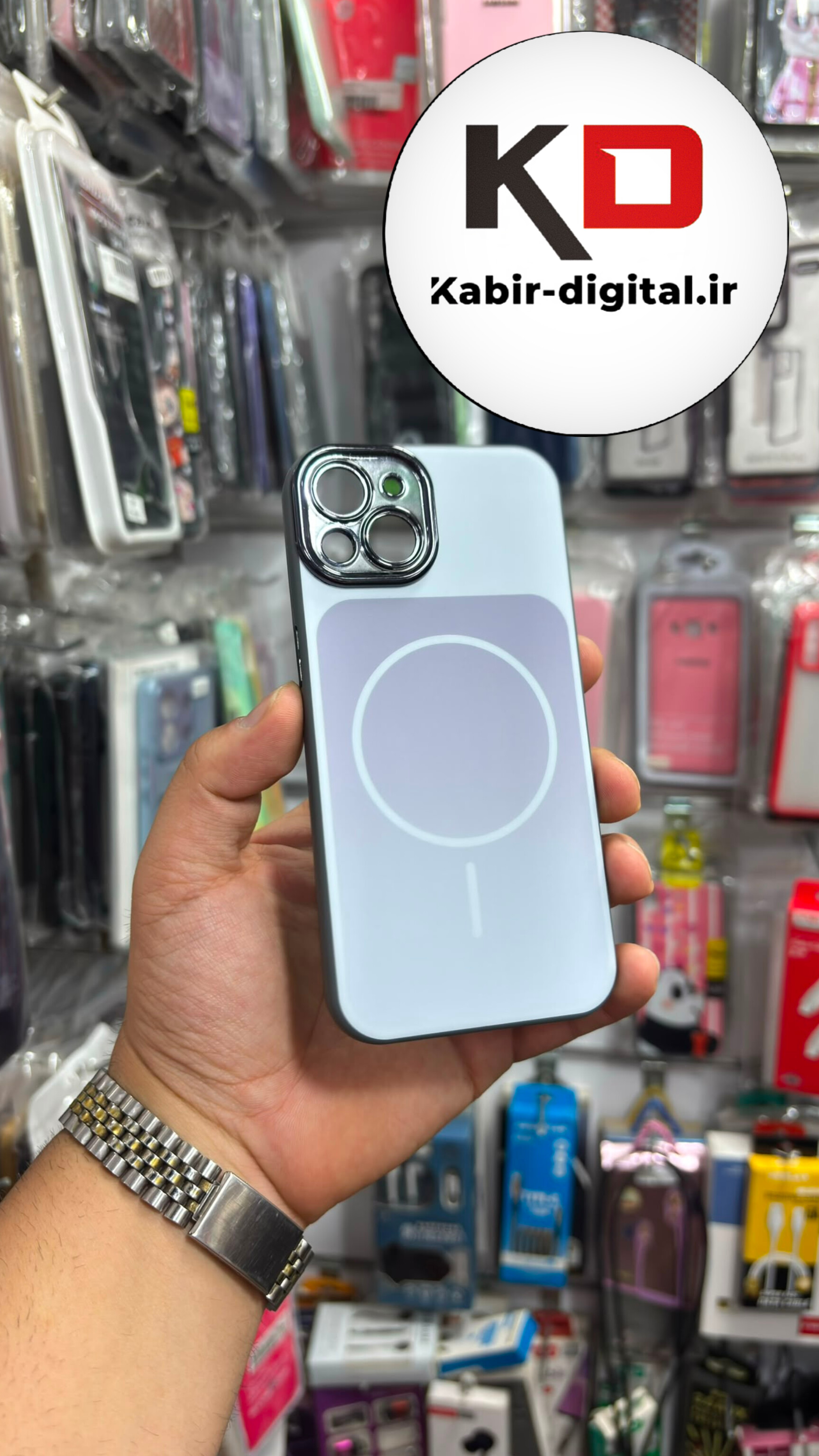 قاب گوشی iPhone 14/ 13 آیفون PVD طرح مگ سیف MagSafe محافظ لنز دار کرومی سفید