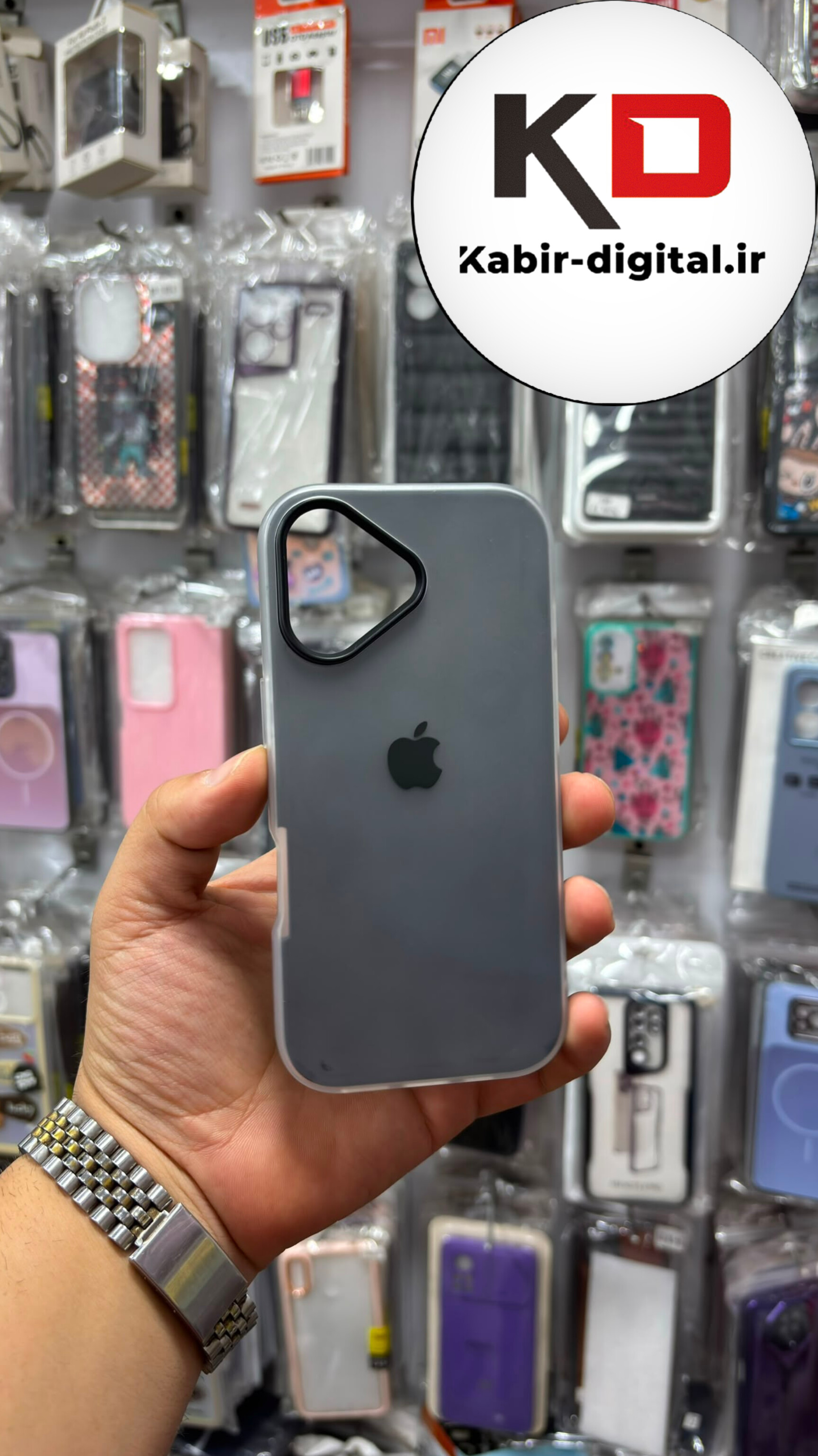 قاب گوشی iPhone 16 / 17آیفون Pastel Case پاستلی لوگو دار ضد ضربه لنز برجسته مشکی