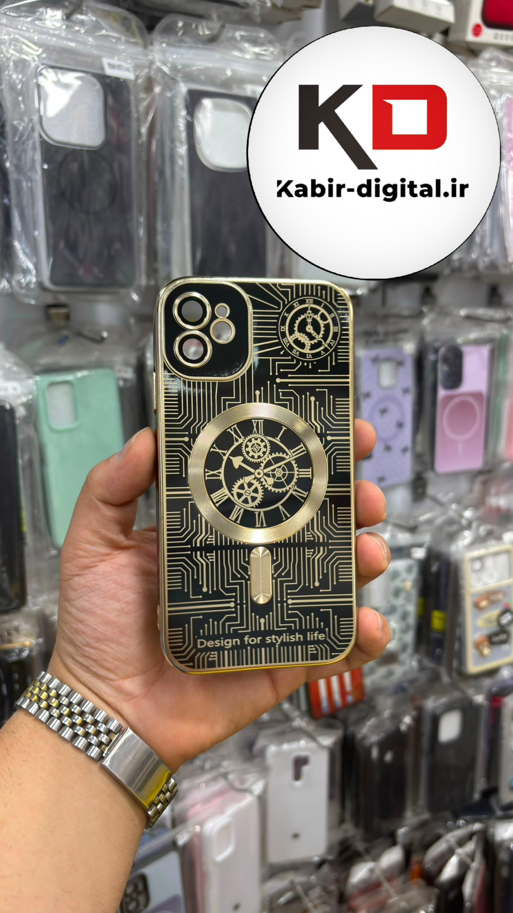 قاب گوشی iPhone 11 آیفون طرح مای کیس MY CASE ژله ای مگ سیف محافظ لنز دار طرح تکنولوژی رنگ مشکی طلایی