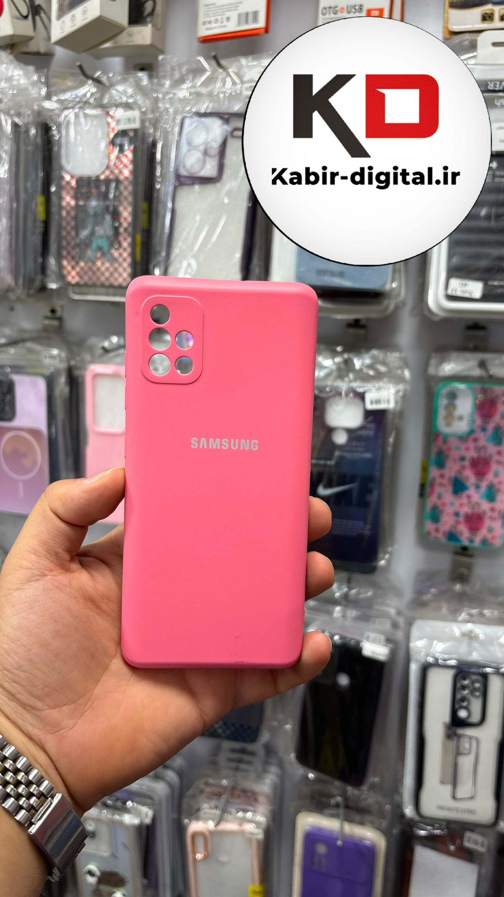 قاب گوشی Galaxy A51سامسونگ سیلیکونی درجه یک زیر بسته داخل پارچه محافظ لنزدار صورتی