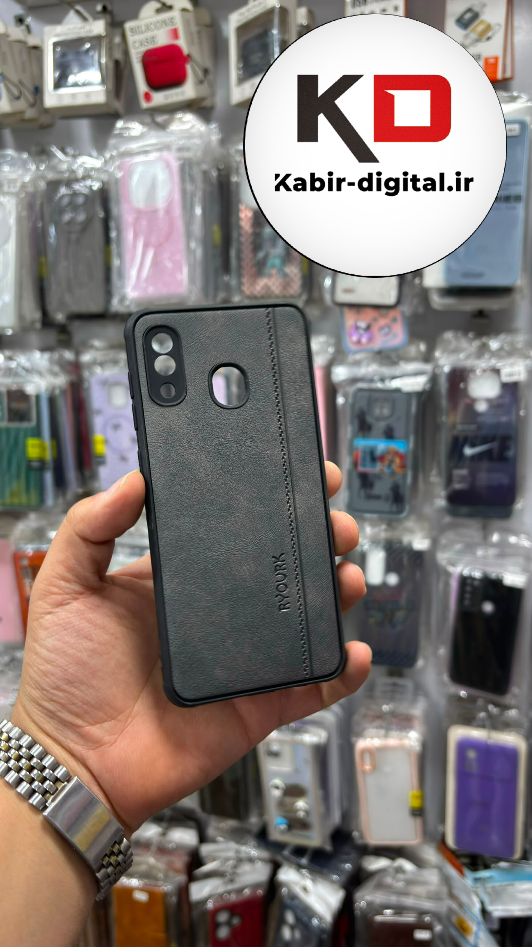 قاب گوشی Galaxy A20 / A30 سامسونگ سیلیکونی طرح چرمی کلاسیک RYOURK محافظ لنز دار مشکی