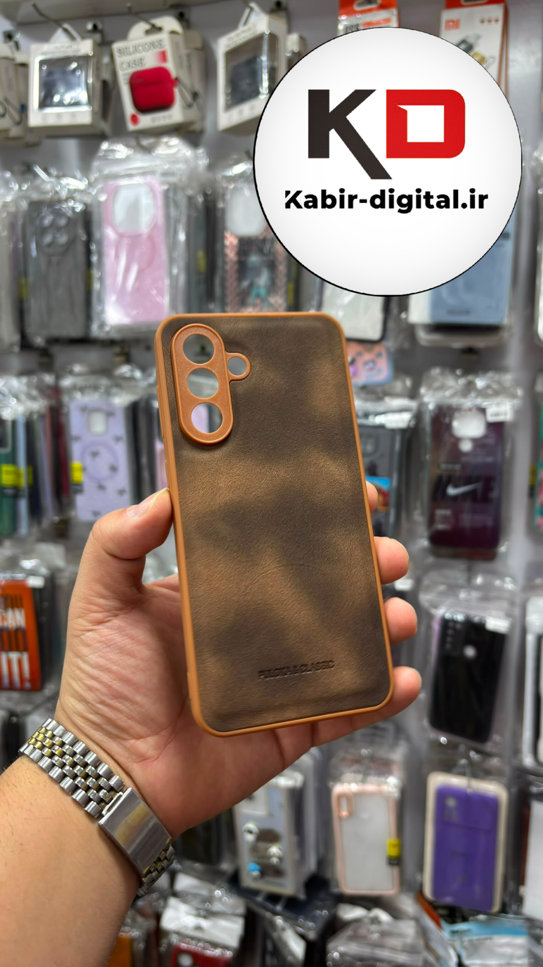 قاب گوشی  Galaxy A56 / A36 سامسونگ اورجینال PULOKA پولوکا NEW CASE طرح چرمی محافظ لنزدار عسلی