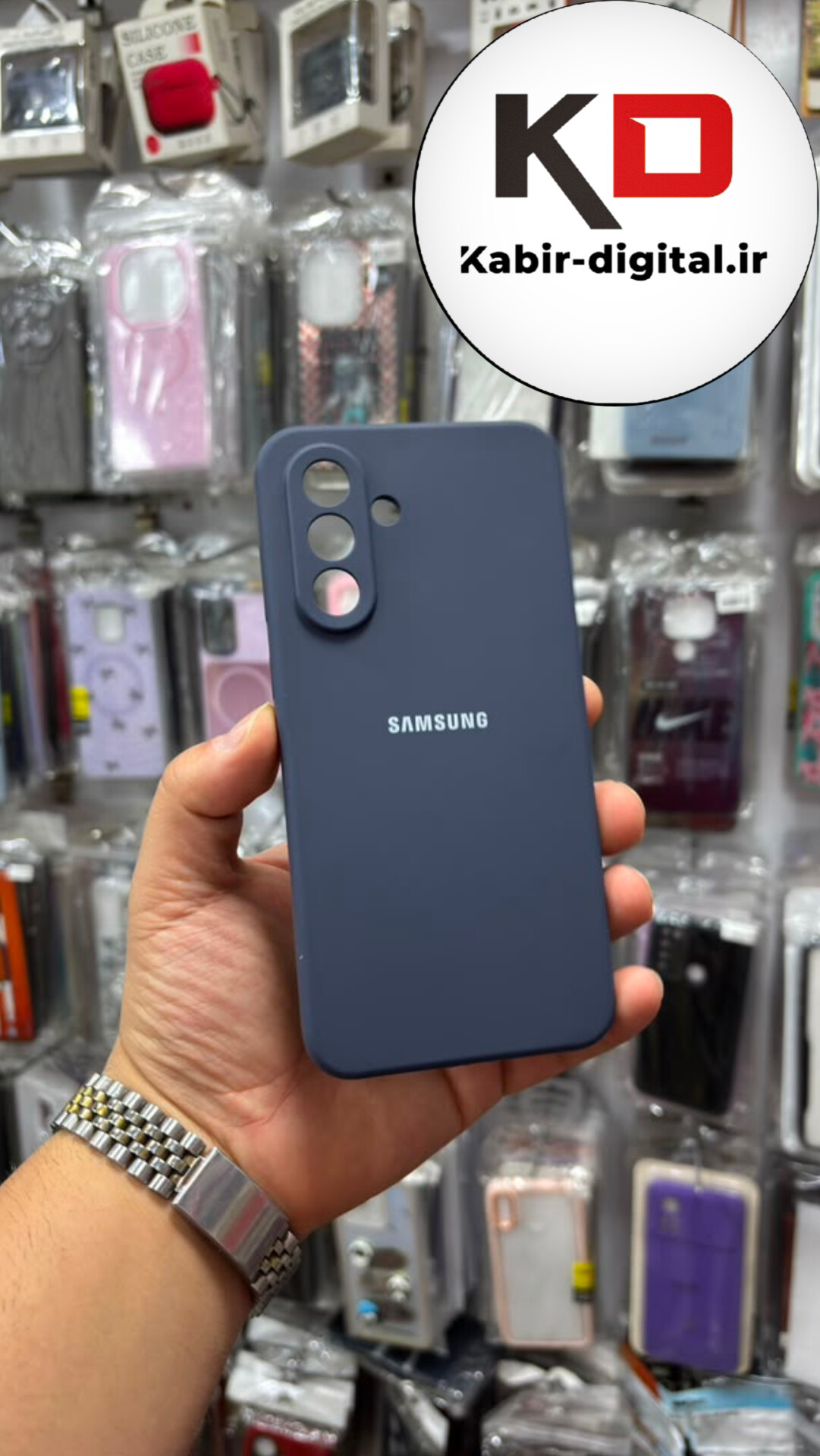 قاب گوشی  Galaxy A56 / A36 سامسونگ سیلیکونی اورجینال درجه یک داخل پارچه محافظ لنز دار فیلی تیره