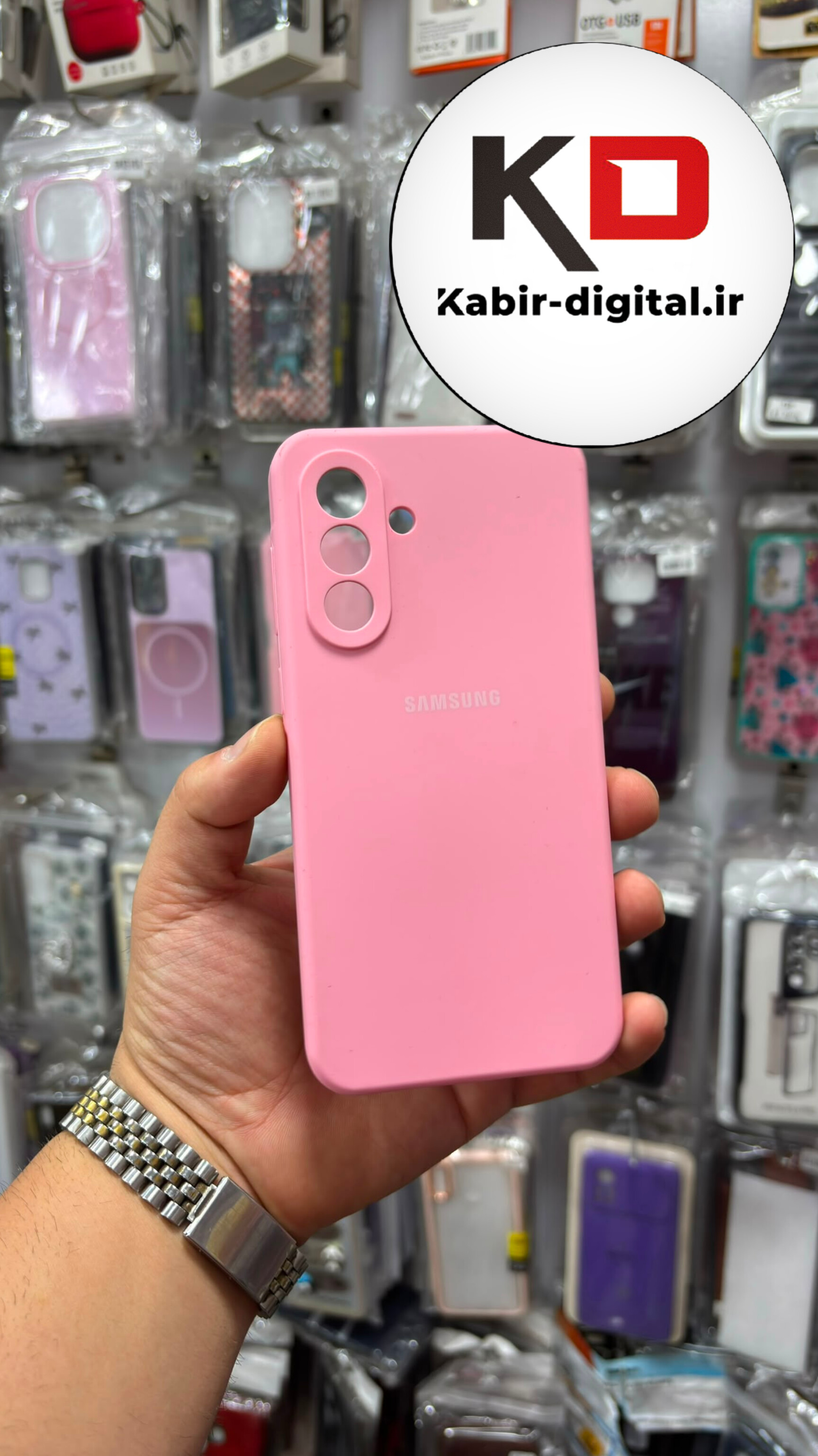 قاب گوشی  Galaxy A56 / A36 سامسونگ سیلیکونی اورجینال درجه یک داخل پارچه محافظ لنز دار صورتی