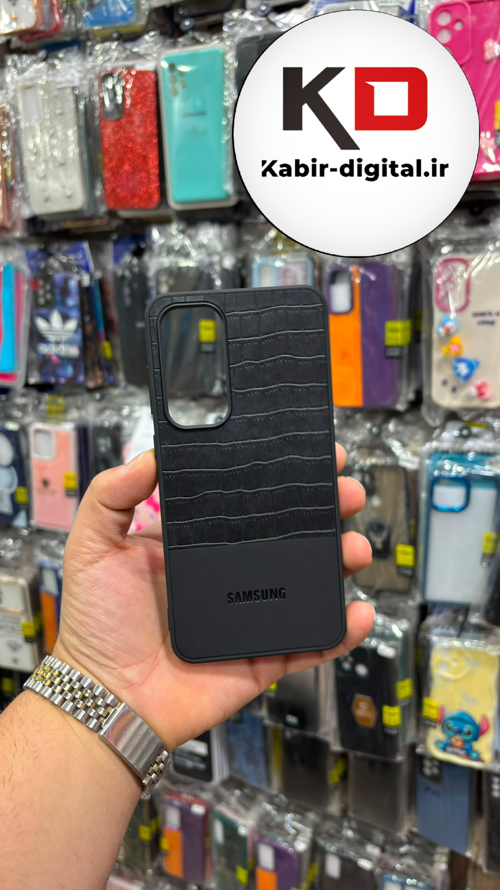قاب گوشی Galaxy S24 FE / S25 FE سامسونگ چرمی کروکودیل محافظ لنزدار کرومی مشکی