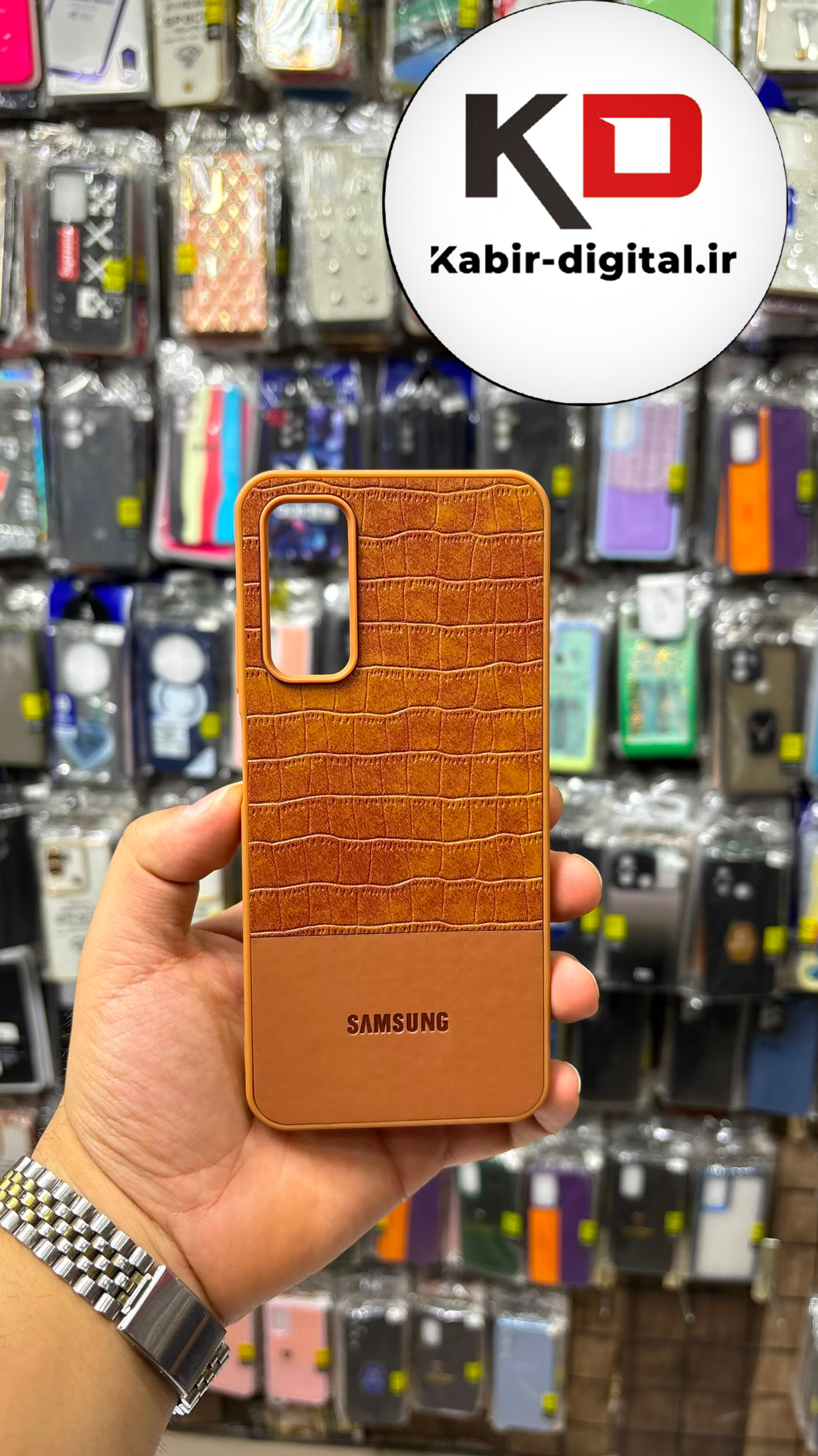 قاب گوشی Galaxy A05S سامسونگ چرمی کروکودیل محافظ لنزدار کرومی قهوه ایی روشن
