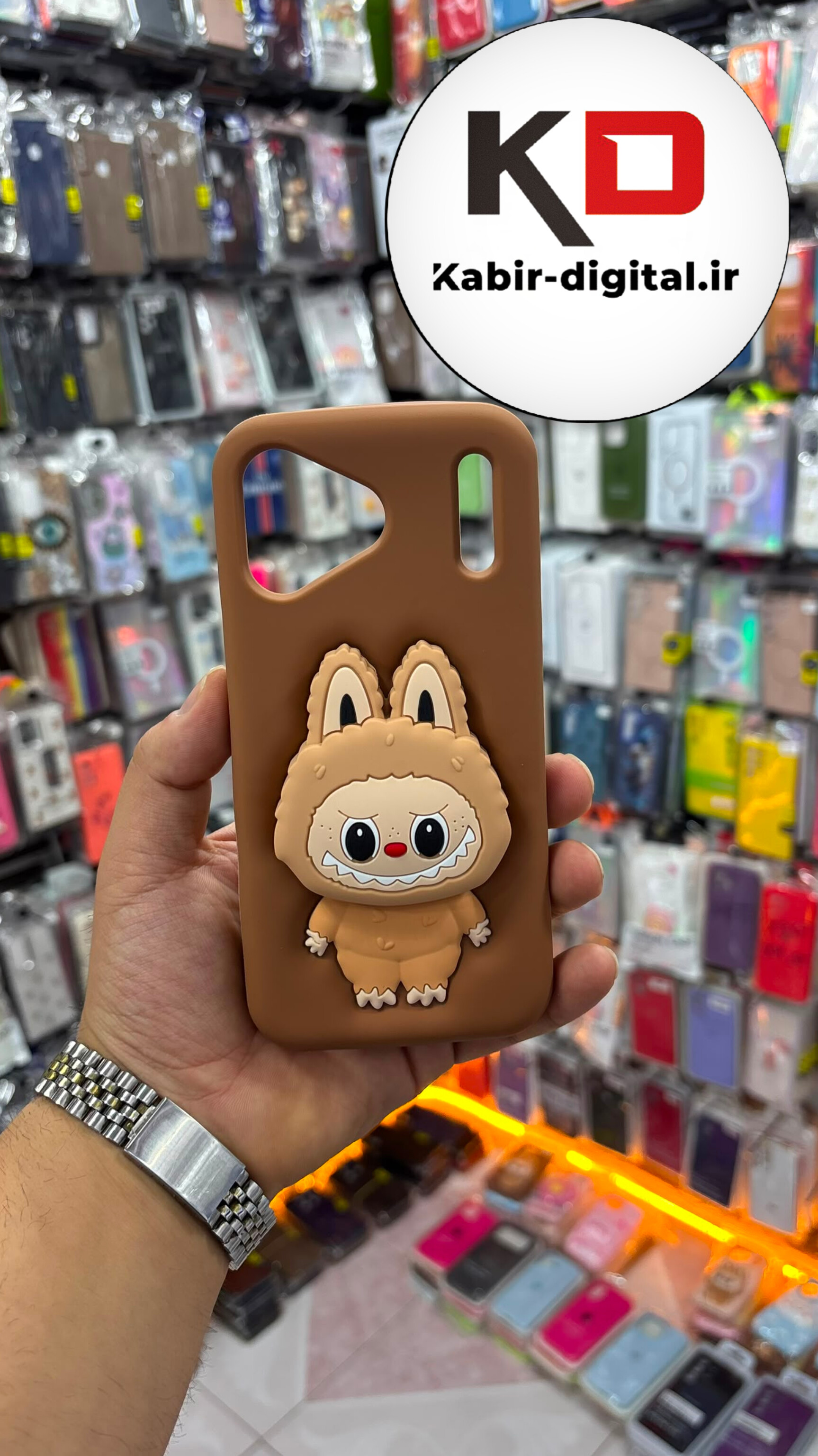 قاب گوشی iPhone 17 Pro Max آیفون سیلیکونی پاک کنی اورجینال عروسکی لبوبو موکا هولدری استند شو