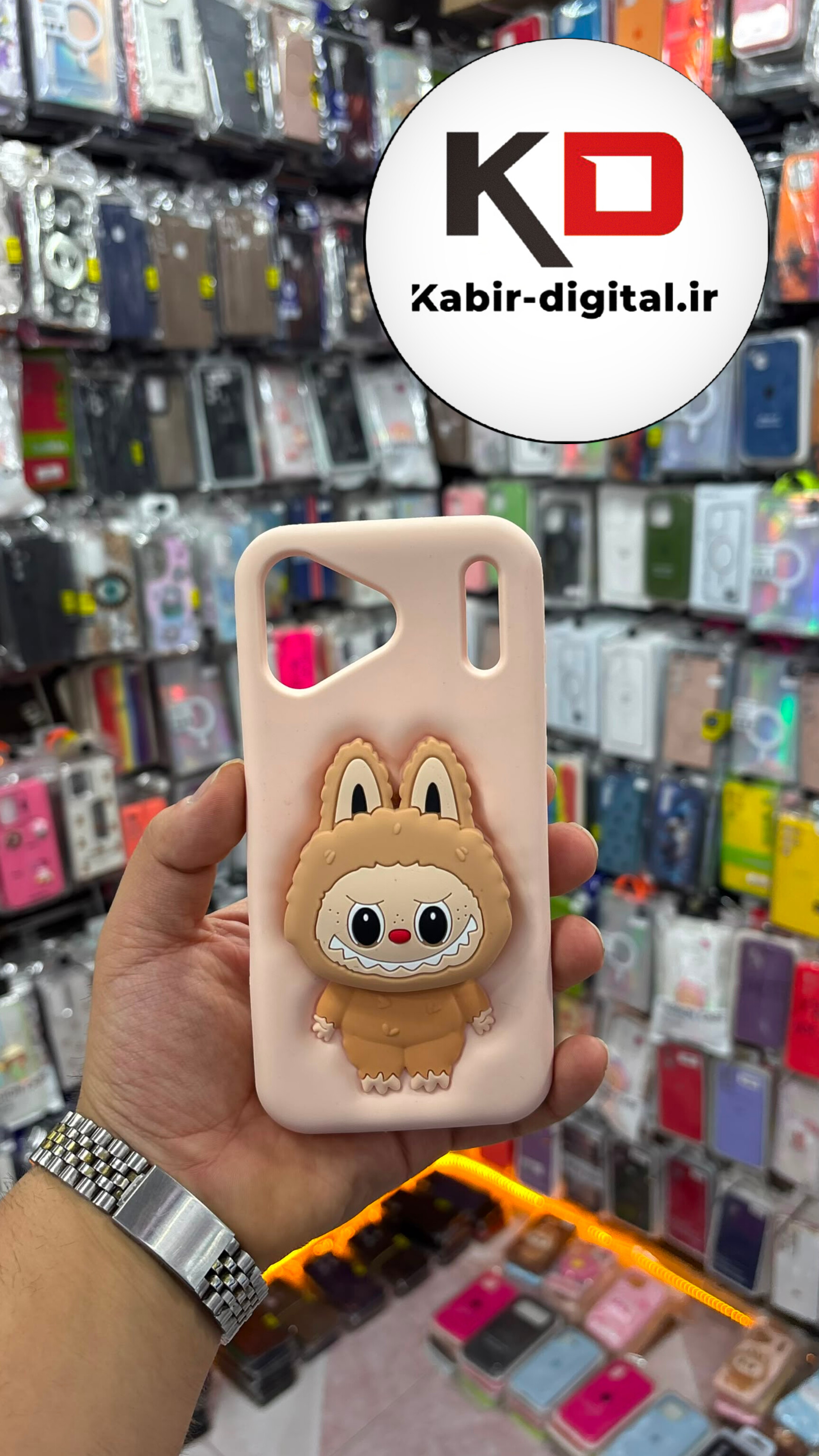 قاب گوشی iPhone 17 Pro Max آیفون سیلیکونی پاک کنی اورجینال عروسکی لبوبو کرمی هولدری استند شو