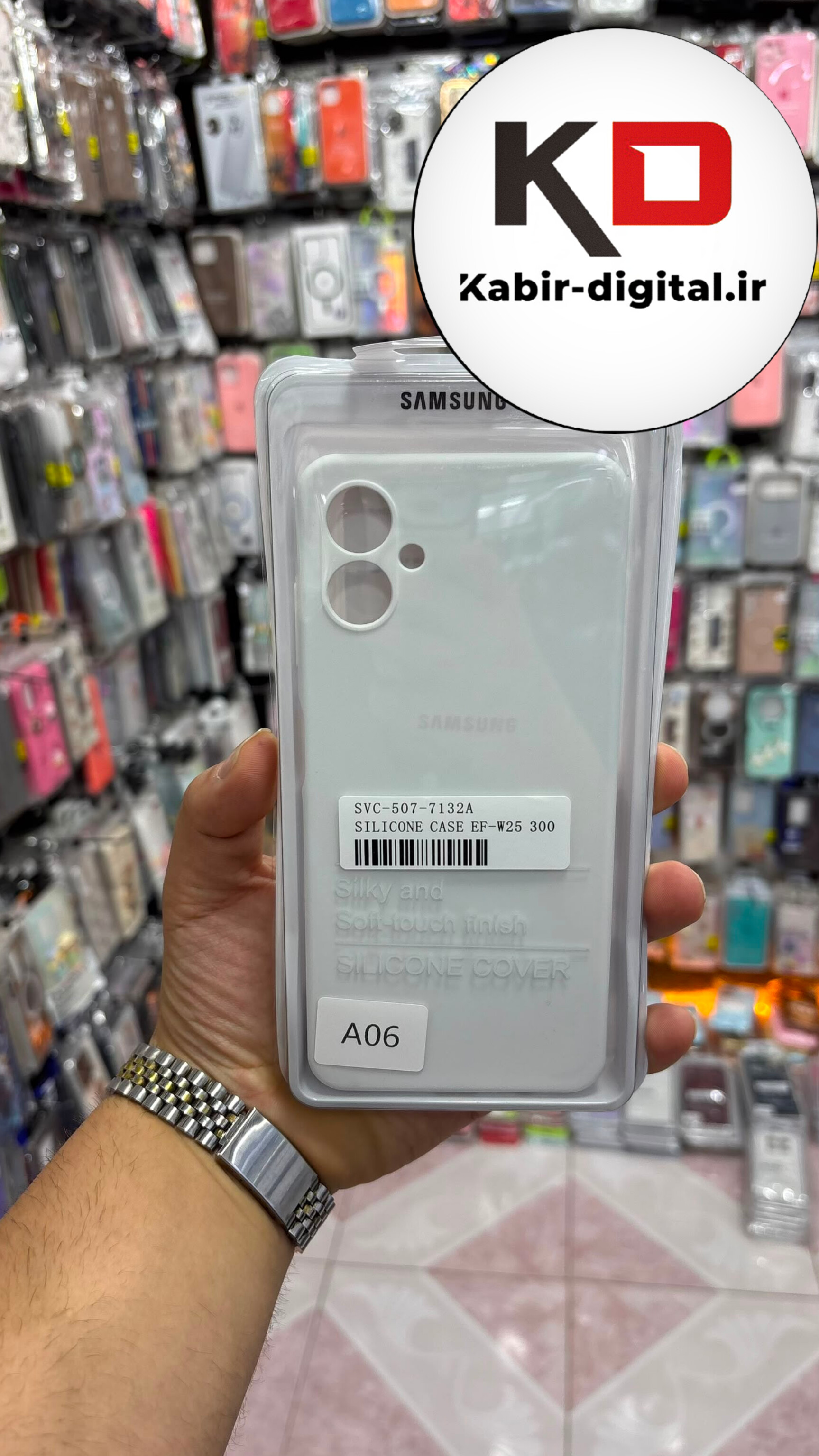 قاب گوشی Galaxy A06 سامسونگ سیلیکونی اورجینال درجه یک داخل پارچه محافظ لنزدار