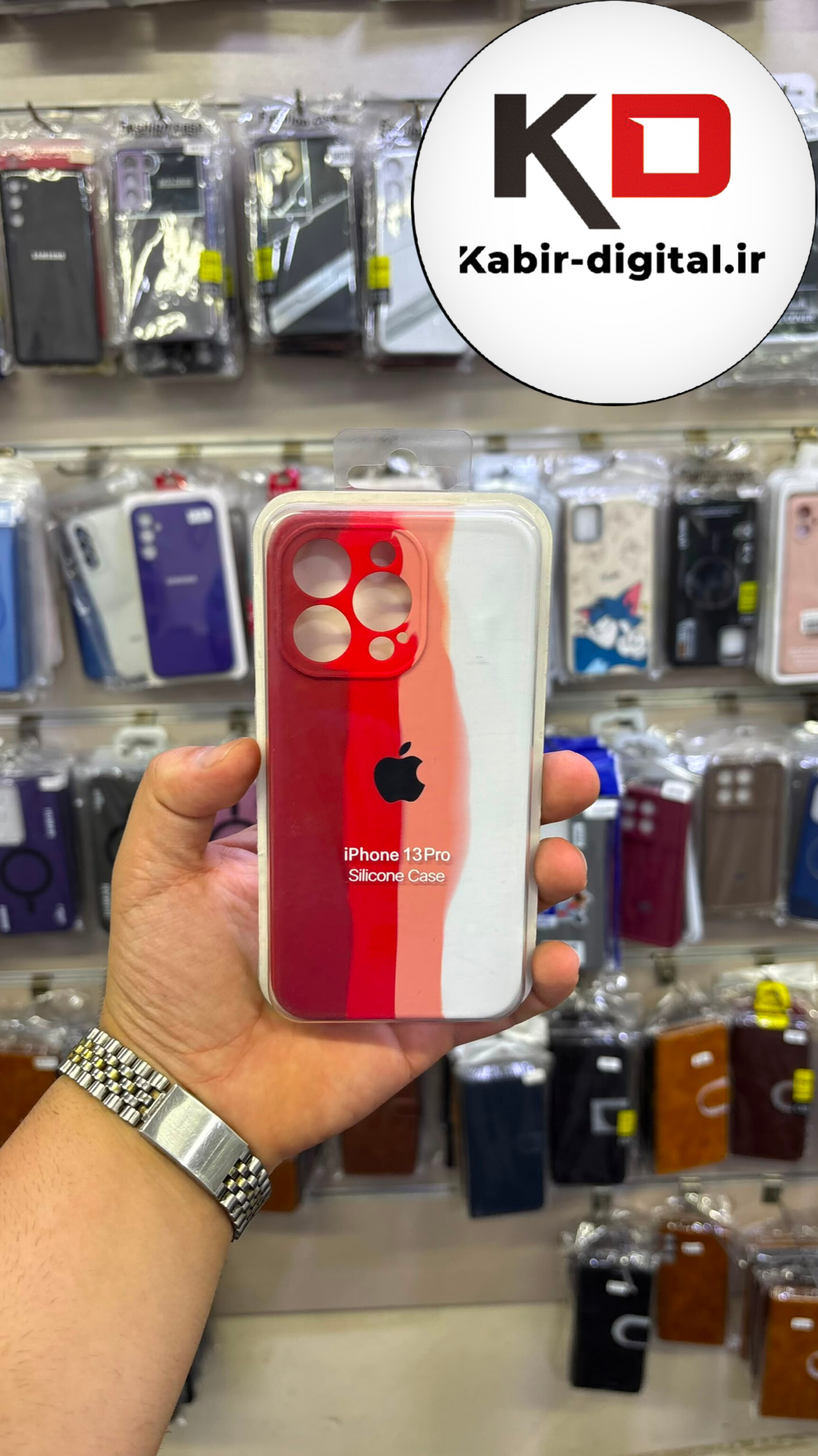 قاب گوشی iPhone 13 Pro آیفون سیلیکونی اورجینال درجه یک رنگین کمان  زیر بسته محافظ لنزدار