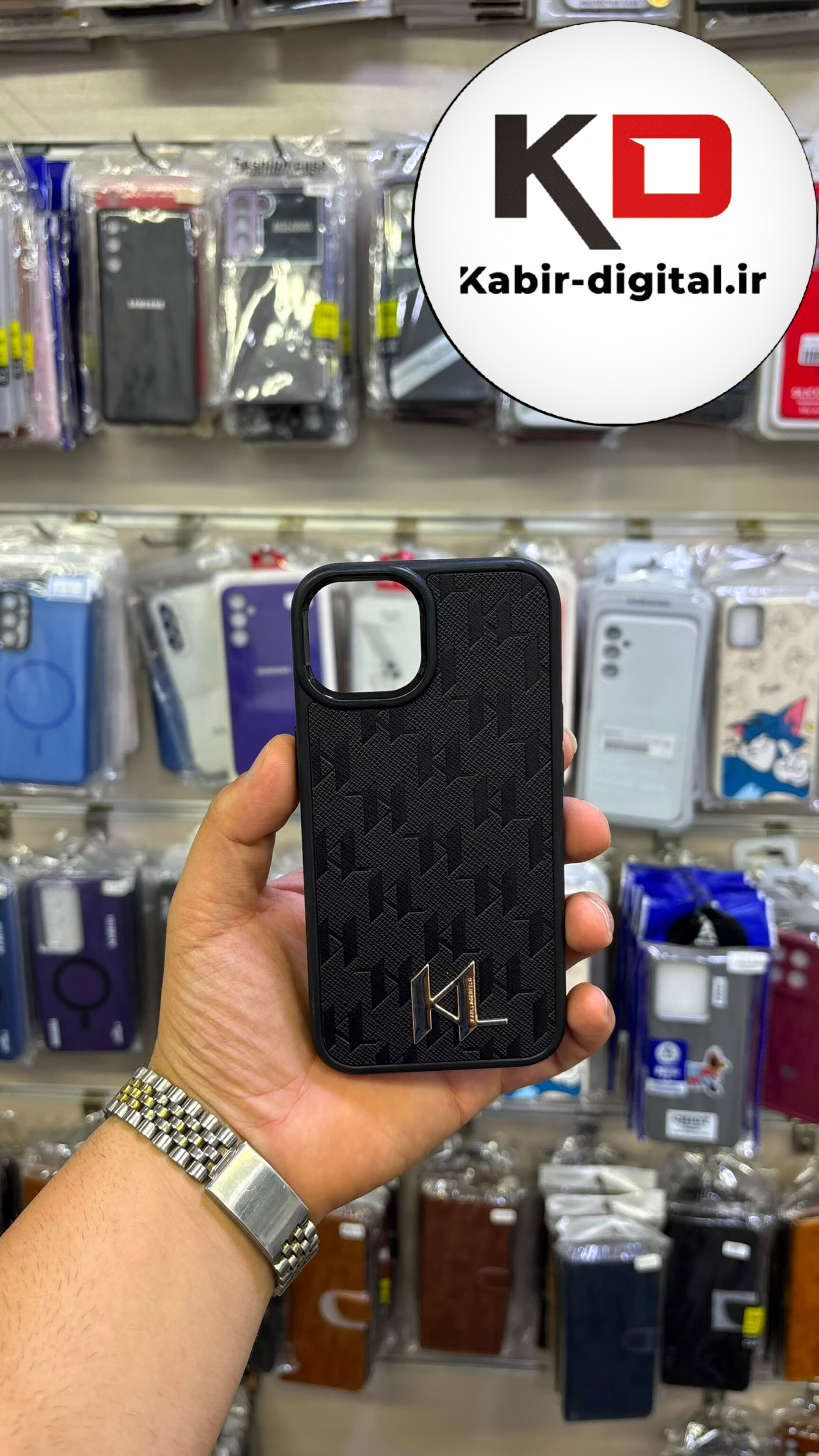 قاب گوشی iPhone 13 / 14 آیفون چرم  اورجینال درجه یک محافظ لنزدار مشکی