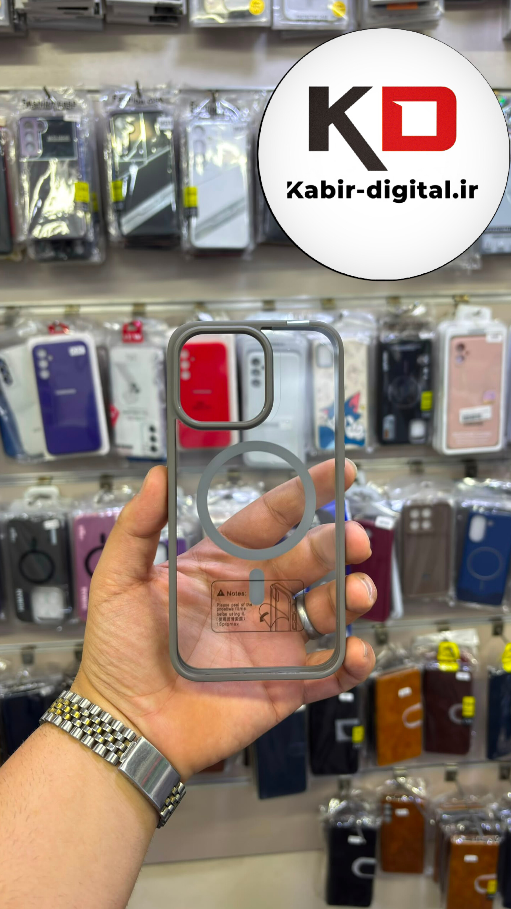 قاب گوشی iPhone 15 Pro Max آیفون پشت مات شفاف مگ سیف دار اورجینال Unique Case لنز کرومی