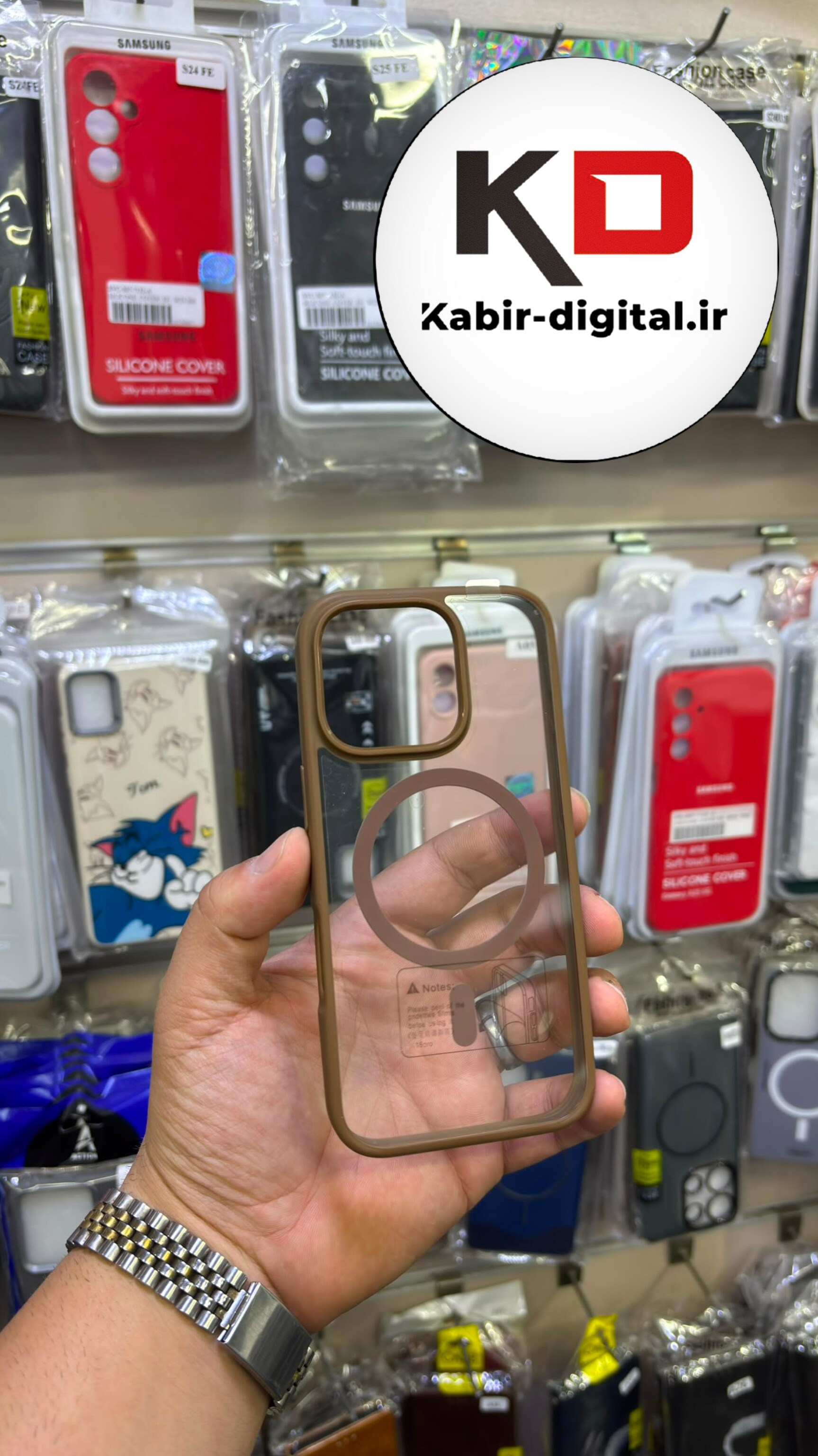 قاب گوشی iPhone 16 Pro آیفون پشت شفاف مگ سیف دار اورجینال Unique Case لنز کرومی موکا