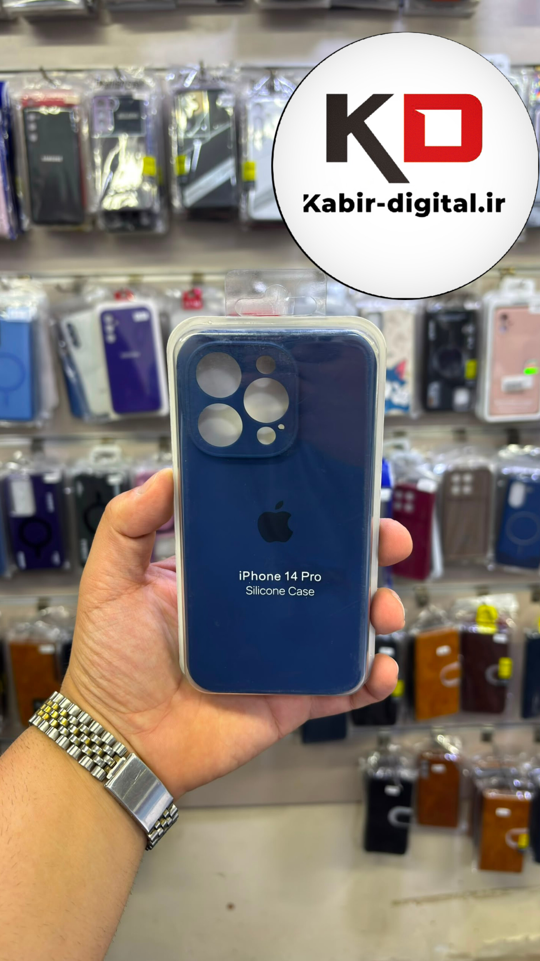 قاب گوشی  iPhone 14 pro آیفون سیلیکونی اورجینال درجه یک داخل پارچه زیر بسته محافظ لنزدار