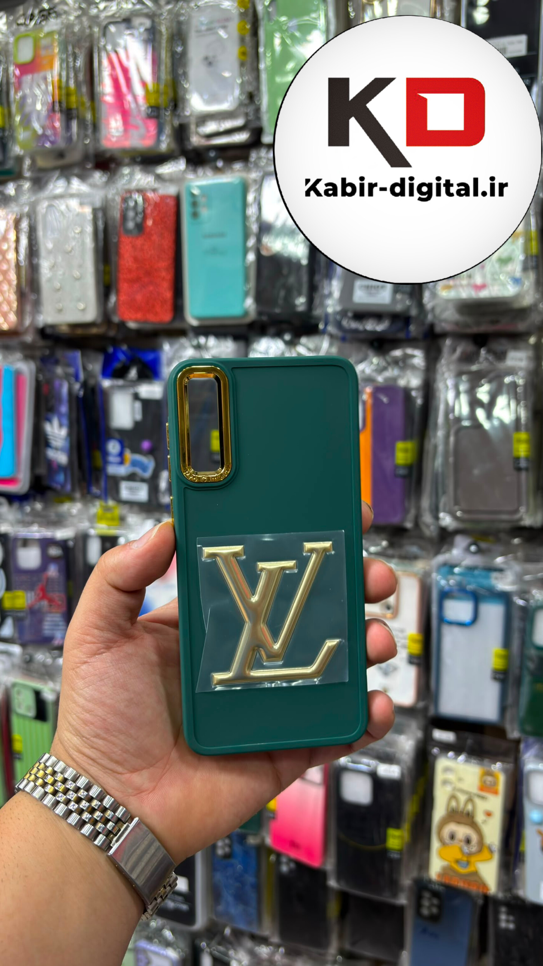 قاب گوشی Galaxy A50 / A50s / A30s سامسونگ سیلیکونی طرح طلا کوبی لویی ویتون لنز کرومی سبز