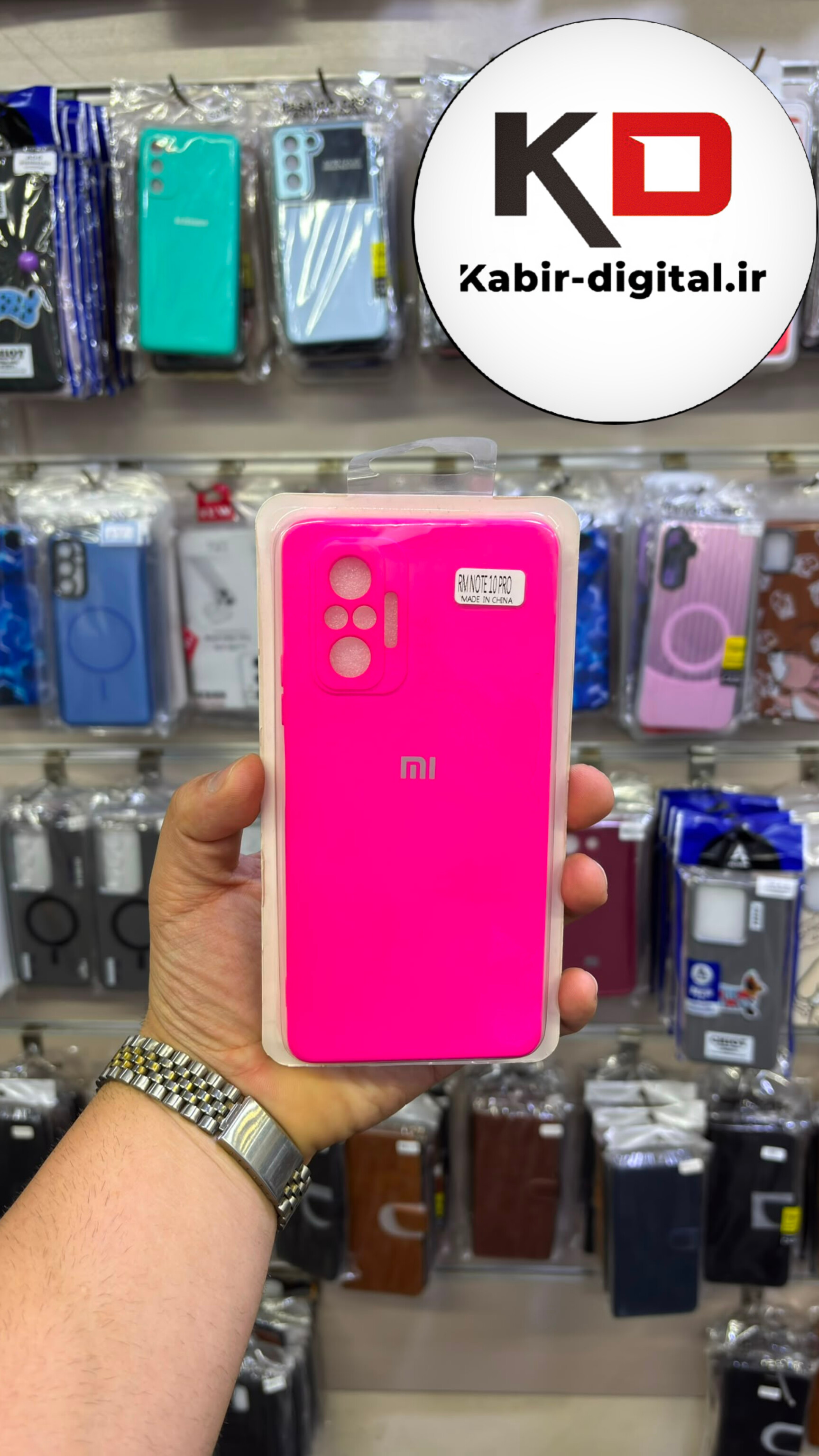 قاب گوشی Redmi Note 10 Pro شیائومی سیلیکونی اورجینال درجه یک داخل پارچه زیر بسته محافظ لنزدار صورتی