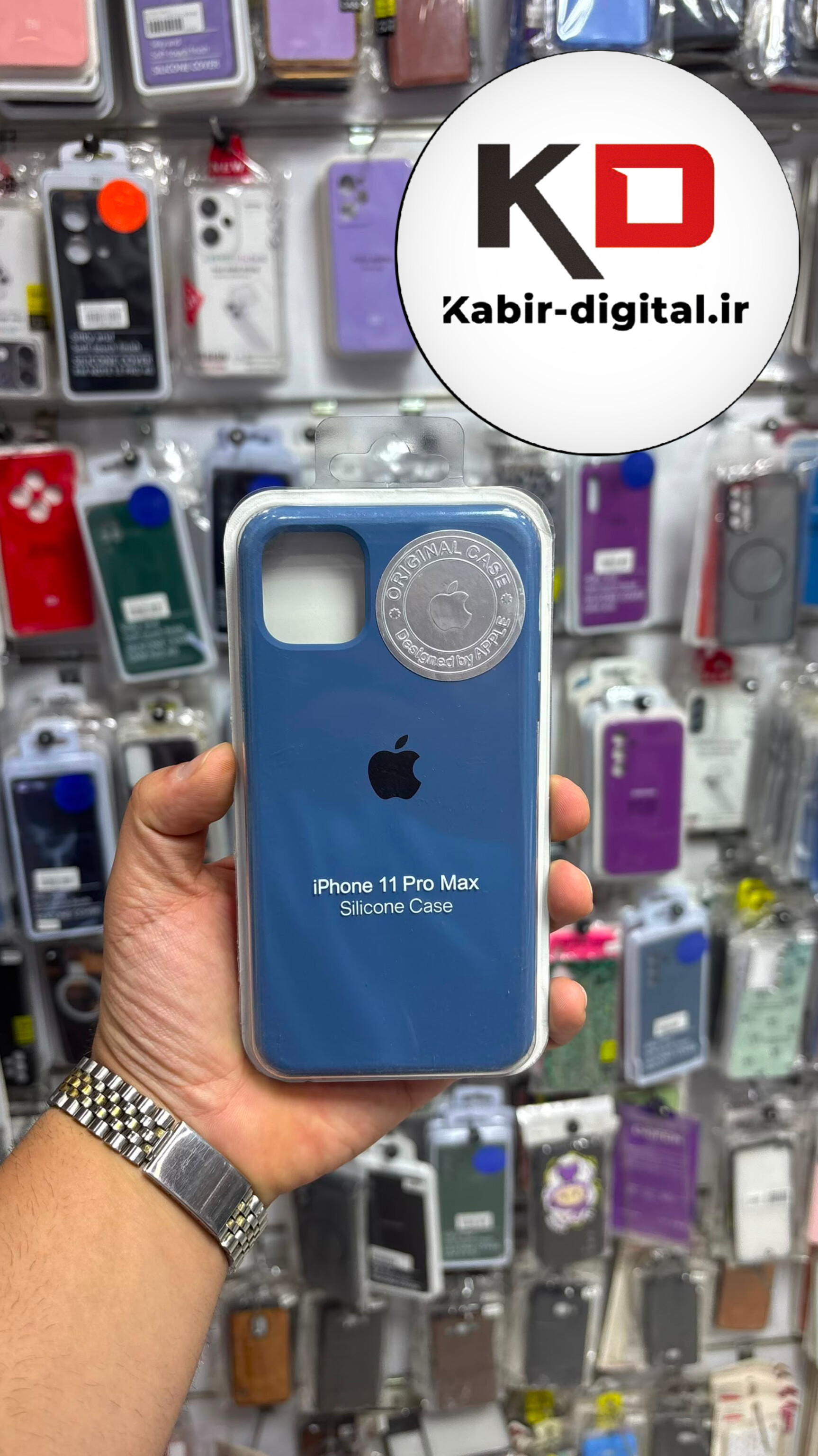 قاب گوشی iPhone 11 pro Max آیفون سیلیکونی اورجینال درجه یک داخل پارچه محافظ لنزدار