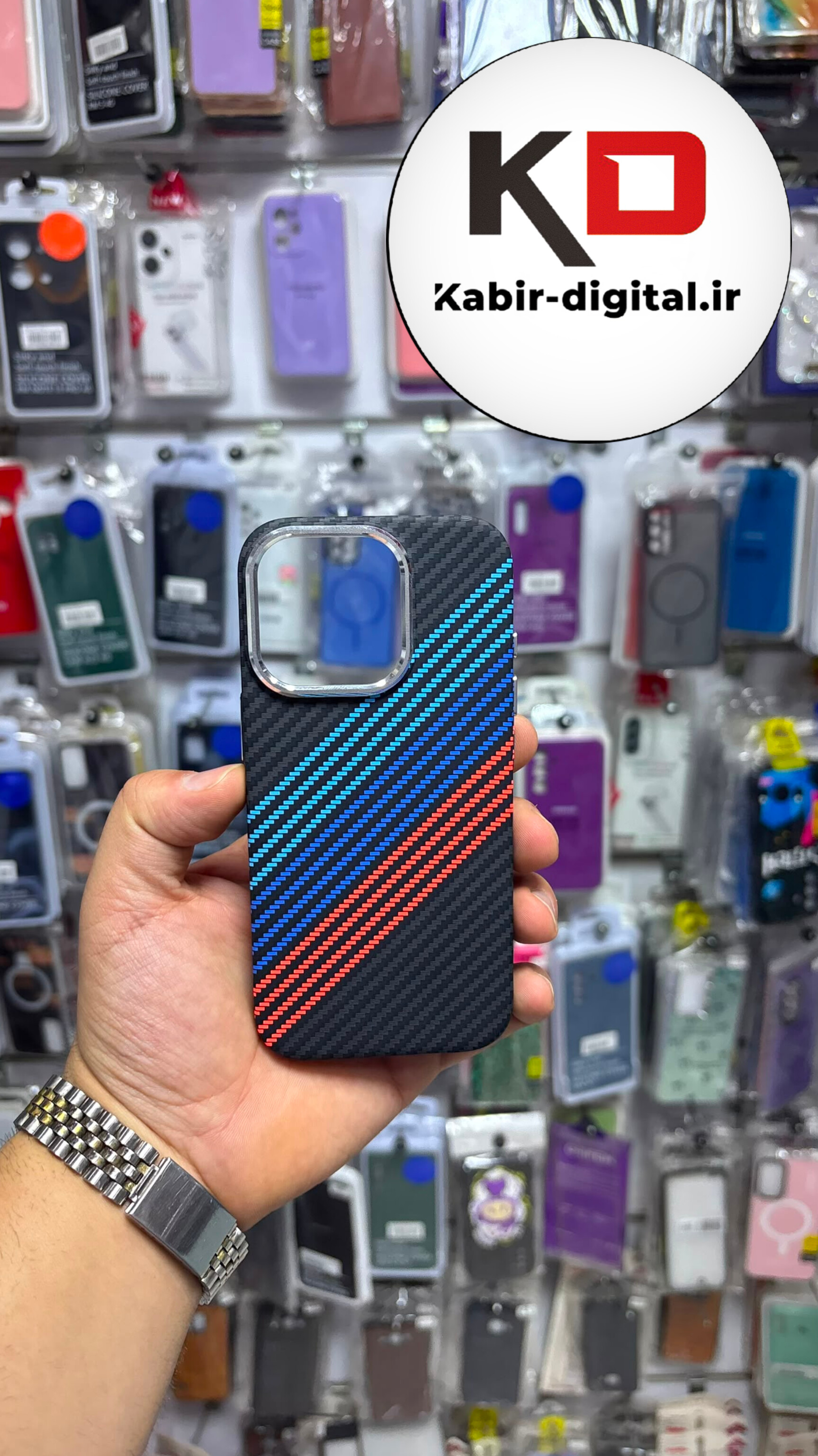 قاب گوشی iPhone 16 Pro آیفون Carbon Racing اسپرت مگ سیف Magsafe اورجینال طرح کربن لنز کرومی
