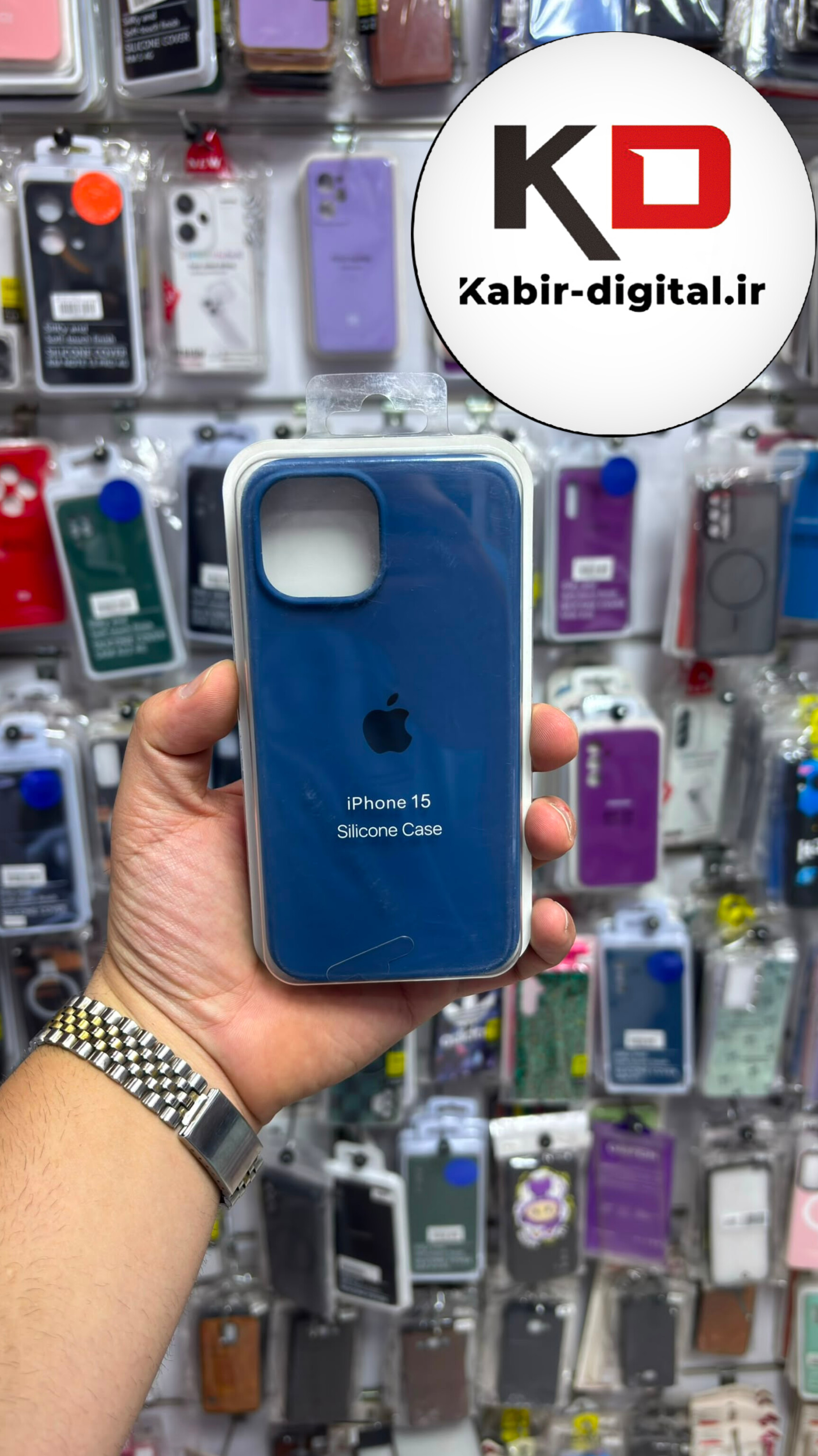 قاب گوشی iPhone 14/13/15 آیفون سیلیکونی اورجینال درجه یک داخل پارچه زیر بسته محافظ لنزدار